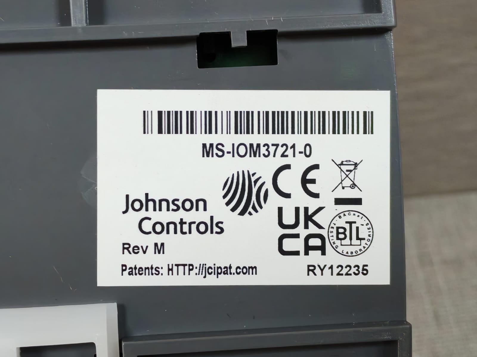 Johnson Controls MS-IOM3721-0 Johnson Controls MS-IOM3721-0 Input Output Module 16 DI 9