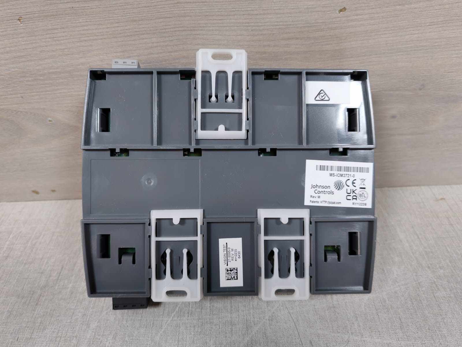 Johnson Controls MS-IOM3721-0 Johnson Controls MS-IOM3721-0 Input Output Module 16 DI 10