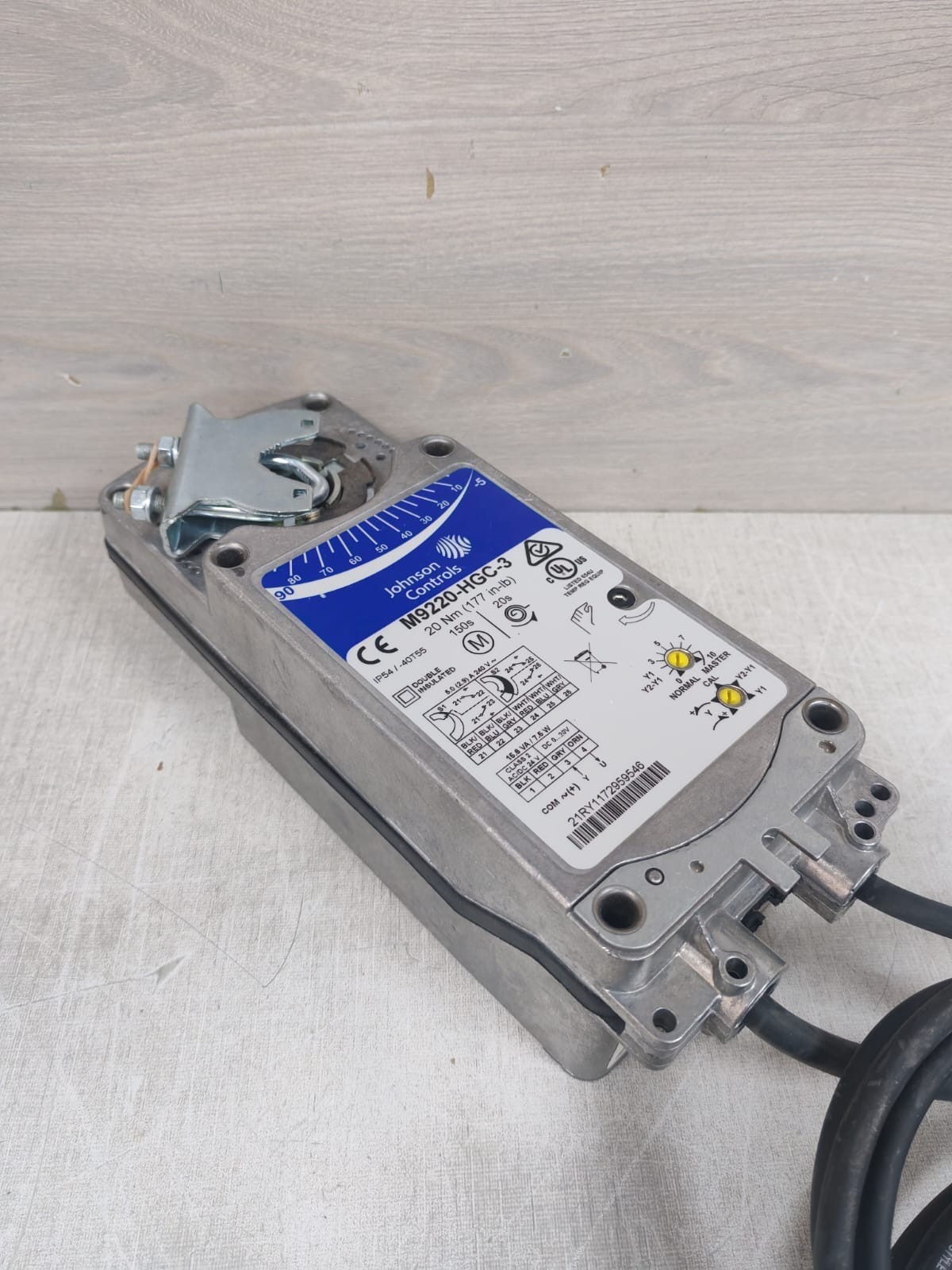 Johnson Controls M9220-HGC-3 JOHNSON CONTROLS M9220-HGC-3 ELECTRIC ACTUATOR 3