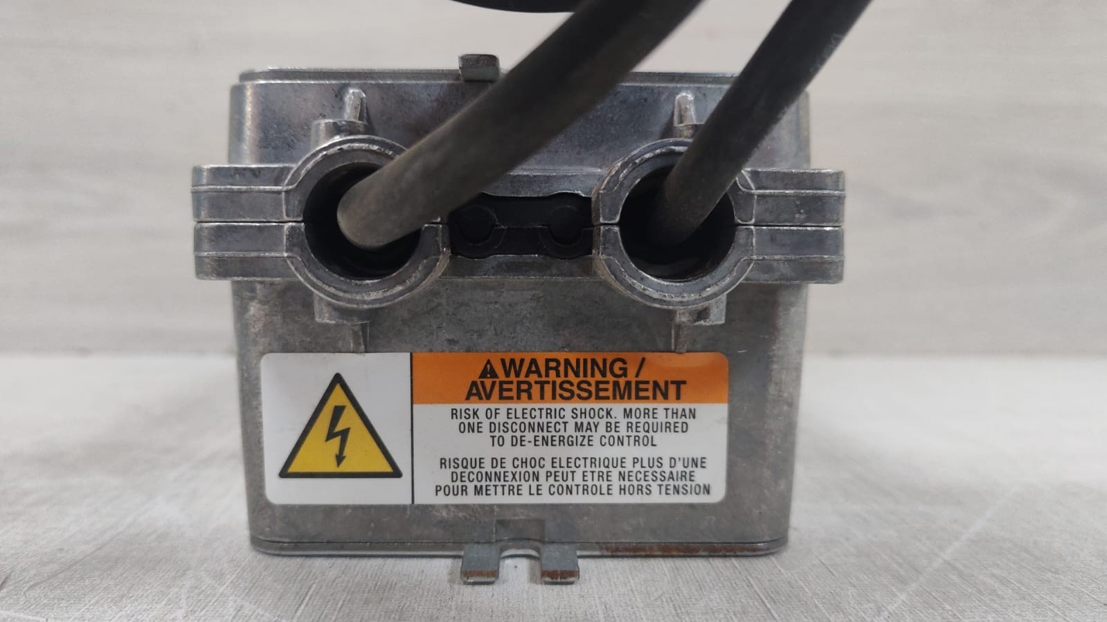 Johnson Controls M9220-HGC-3 JOHNSON CONTROLS M9220-HGC-3 ELECTRIC ACTUATOR 7