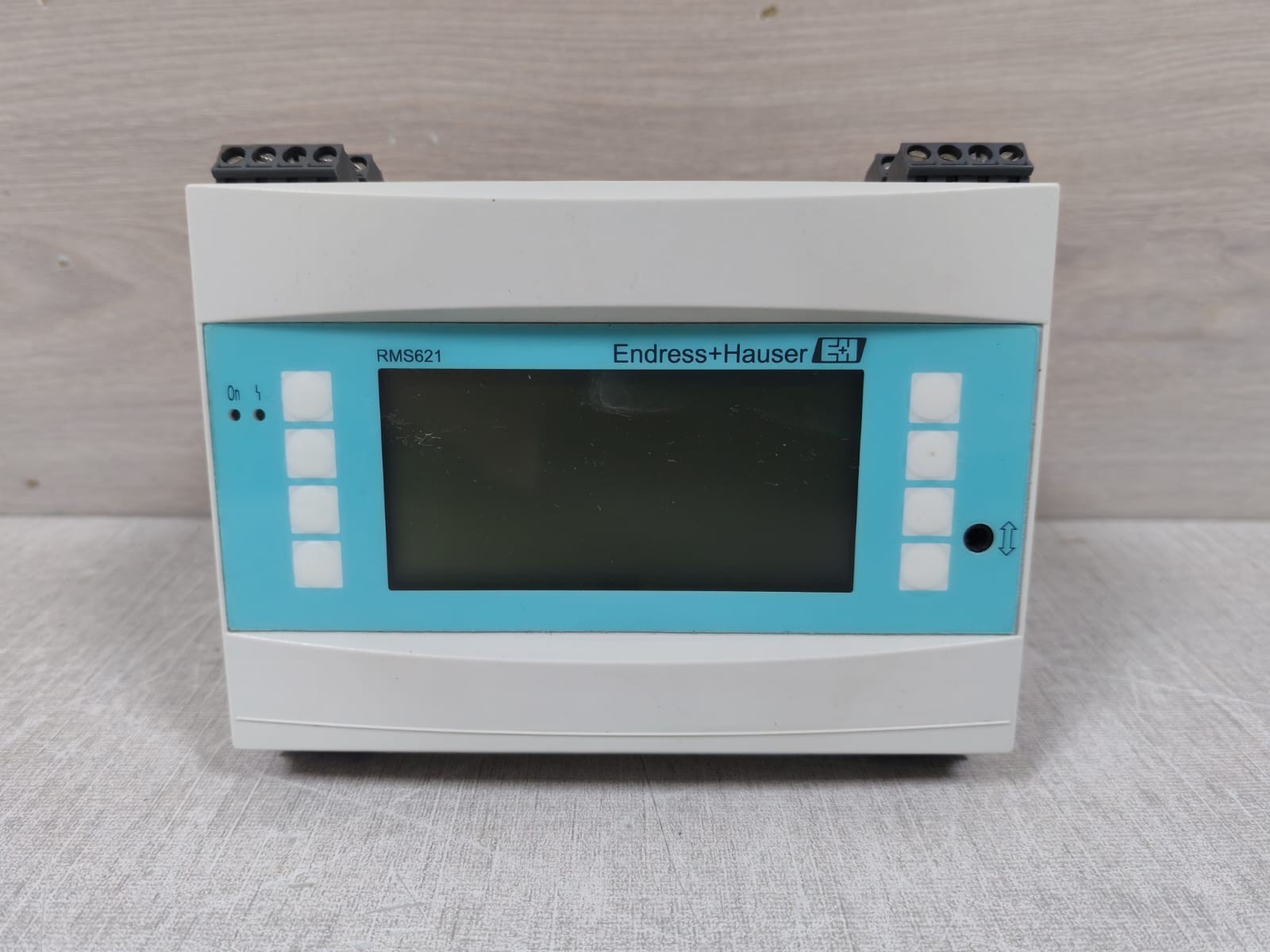 ENDRESS+HAUSER RMS621 / RMS621-21AAA12A1 MANAGEMENT DEVICE 90-250VAC