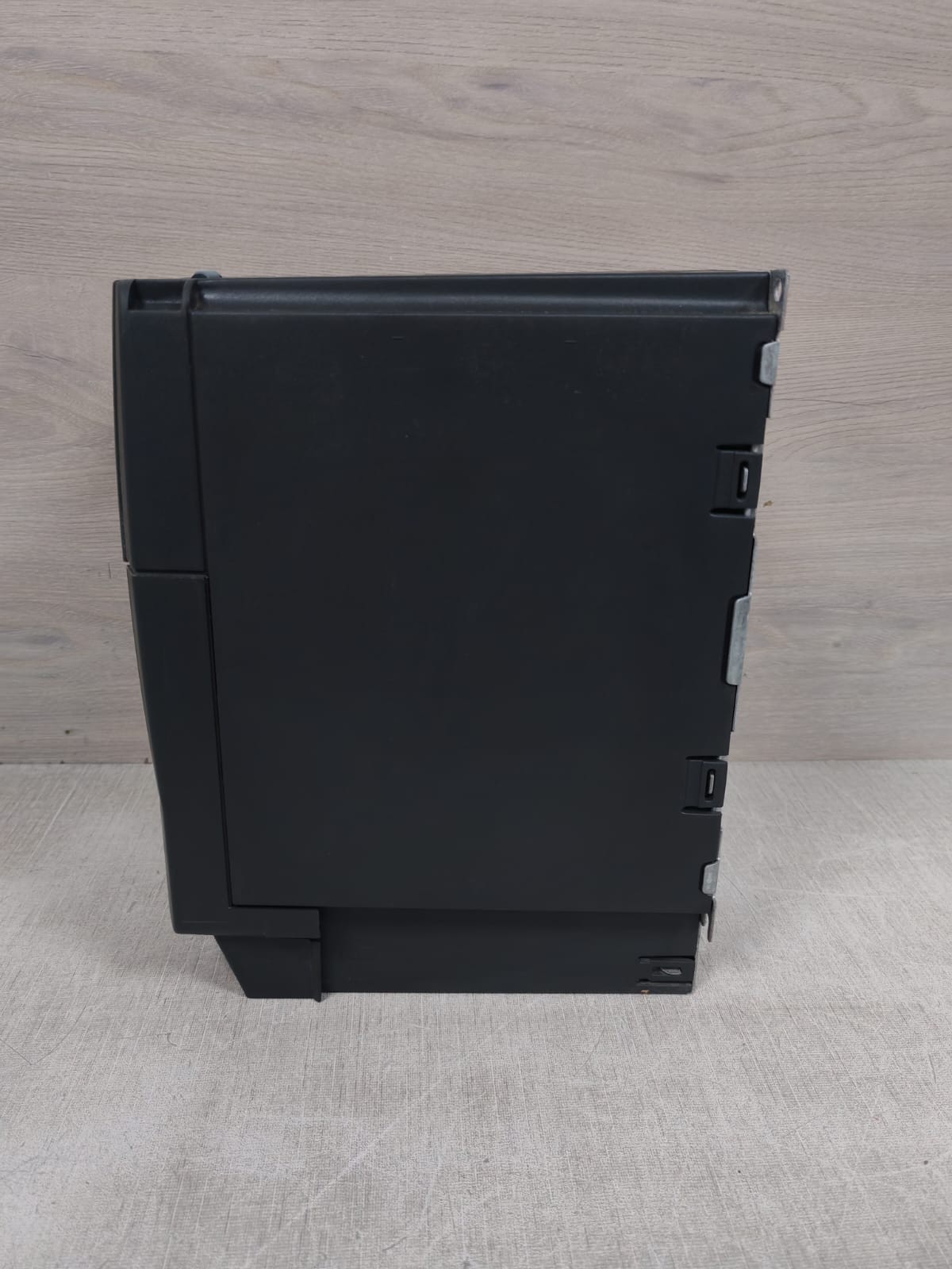 Siemens 6SE6440-2AD27-5CA1 SIEMENS 6SE6440-2AD27-5CA1 MICROMASTER 440 380-480V- W/ O BOX 9