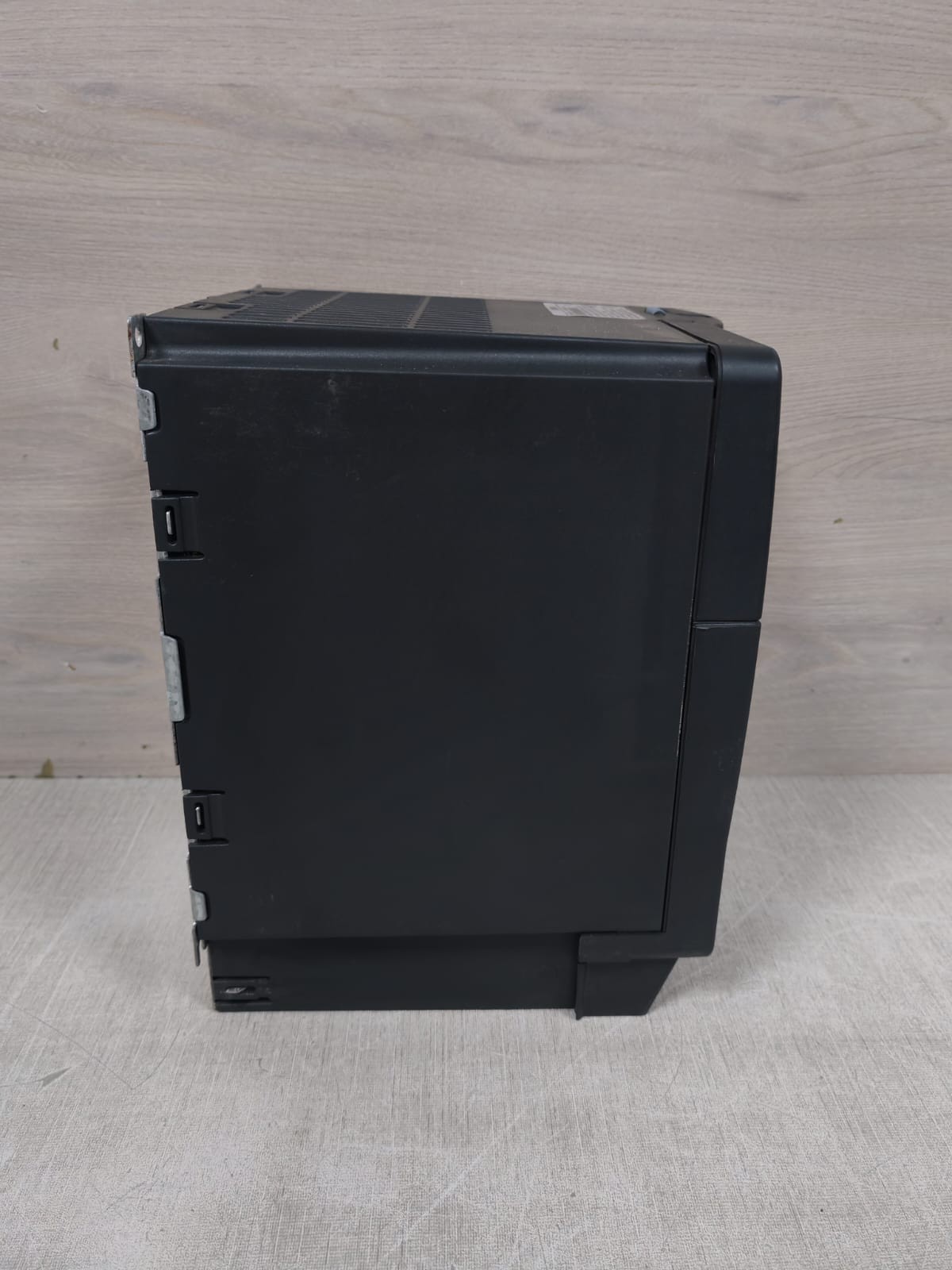 Siemens 6SE6440-2AD27-5CA1 SIEMENS 6SE6440-2AD27-5CA1 MICROMASTER 440 380-480V- W/ O BOX 10