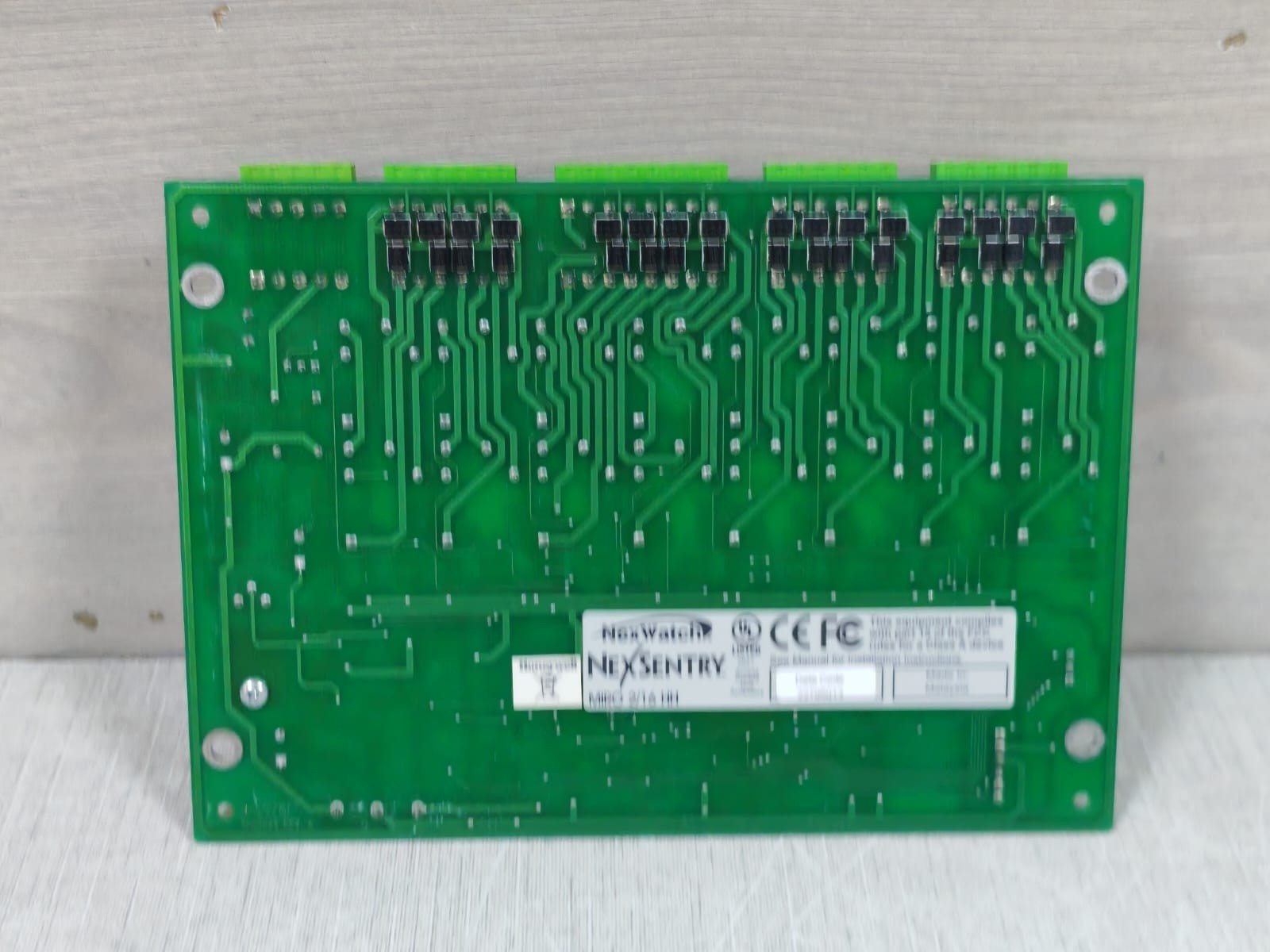 Honeywell MIRO 2/16 HH Honeywell/Nexwatch Nexsentry MIRO 2/16 HH 6200060 Rev.B 8