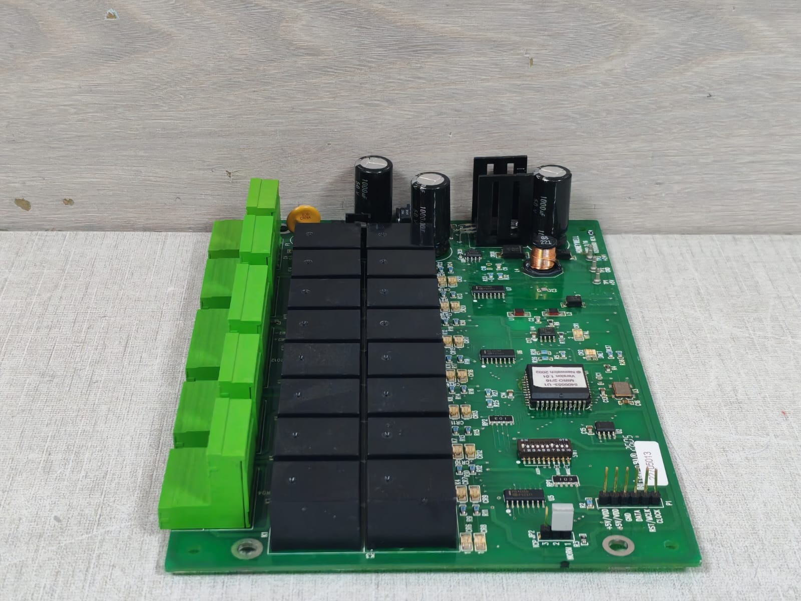 Honeywell MIRO 2/16 HH Honeywell/Nexwatch Nexsentry MIRO 2/16 HH 6200060 Rev.B 10