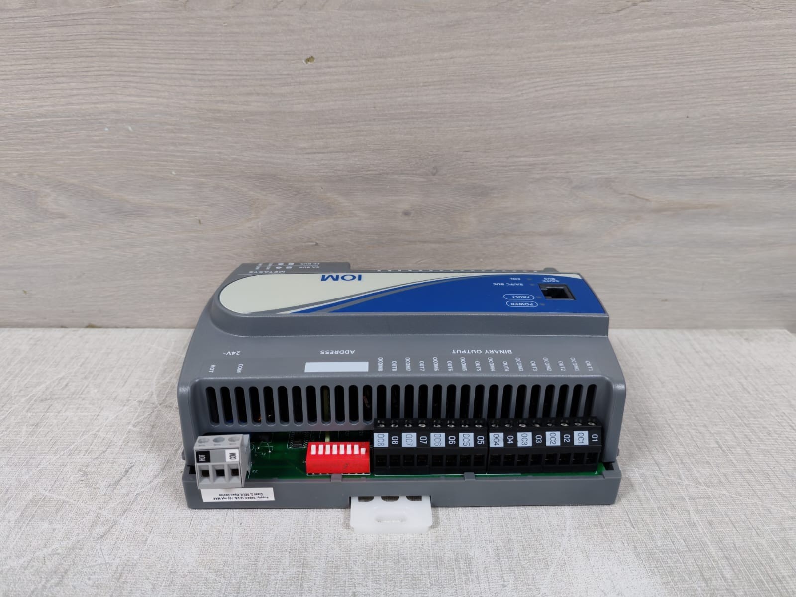 Johnson Controls IOM3731-0 Johnson Controls MS-IOM3731-0 Input/output Expansion Module 5