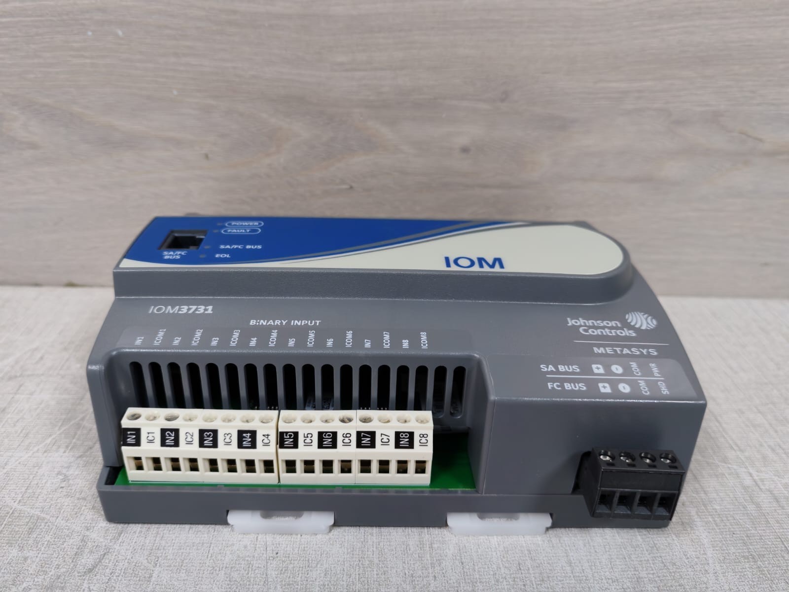 Johnson Controls IOM3731-0 Johnson Controls MS-IOM3731-0 Input/output Expansion Module 6