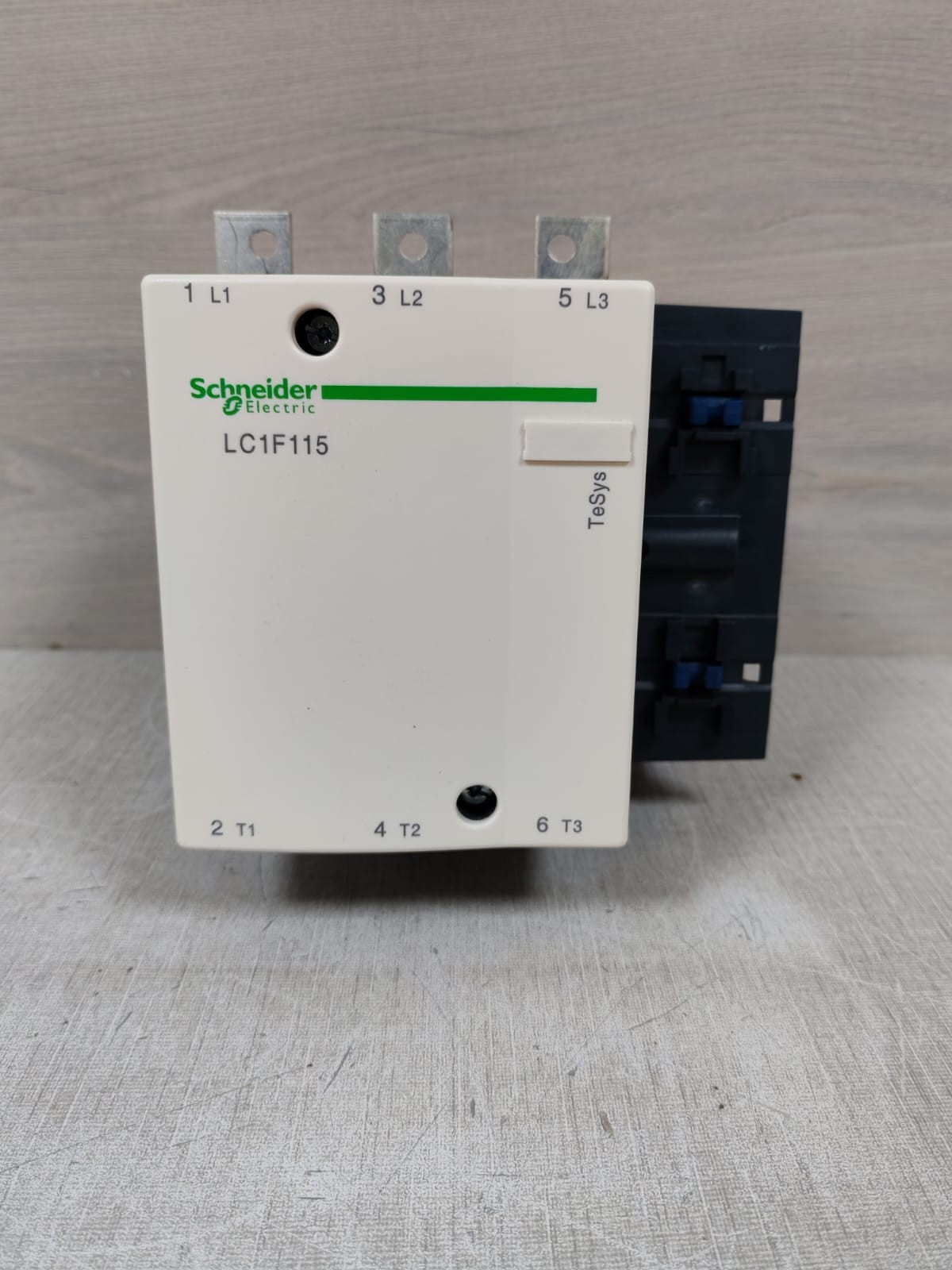 Schneider Electric LC1F115 SCHNEIDER ELECTRIC LC1F115 POWER CONTACTOR 2