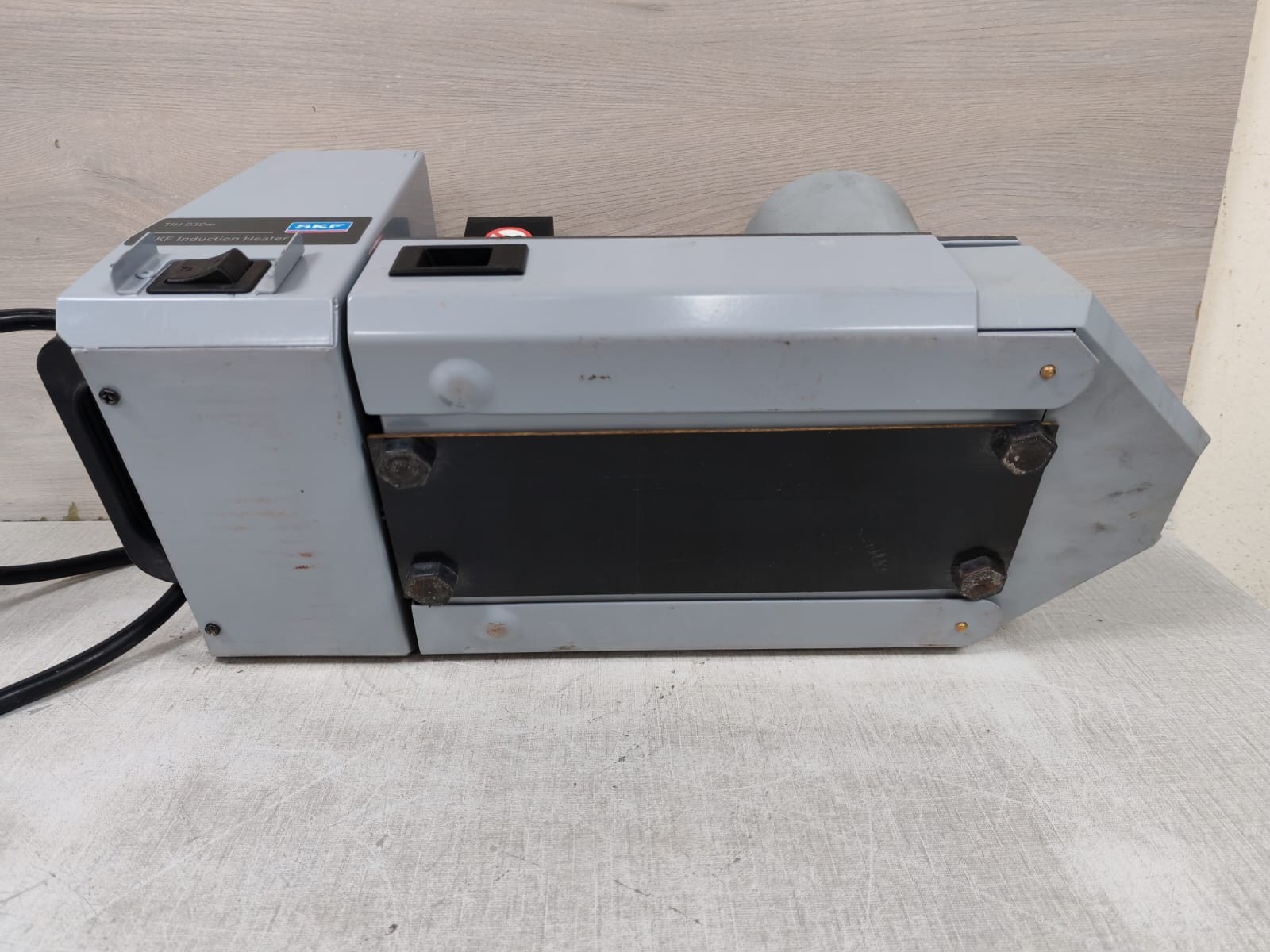 SKF TIH 030M SKF TIH 030m/230V Induction Heater 50/60Hz 8