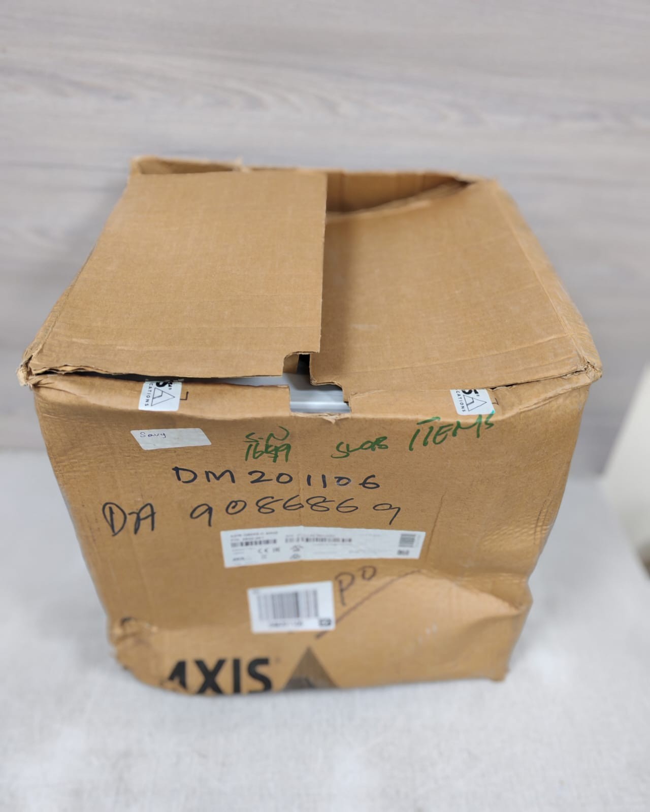 Axis Q6055-C AXIS Q6055-C 50Hz 0942-001-01 PTZ Dome Network Camera 2