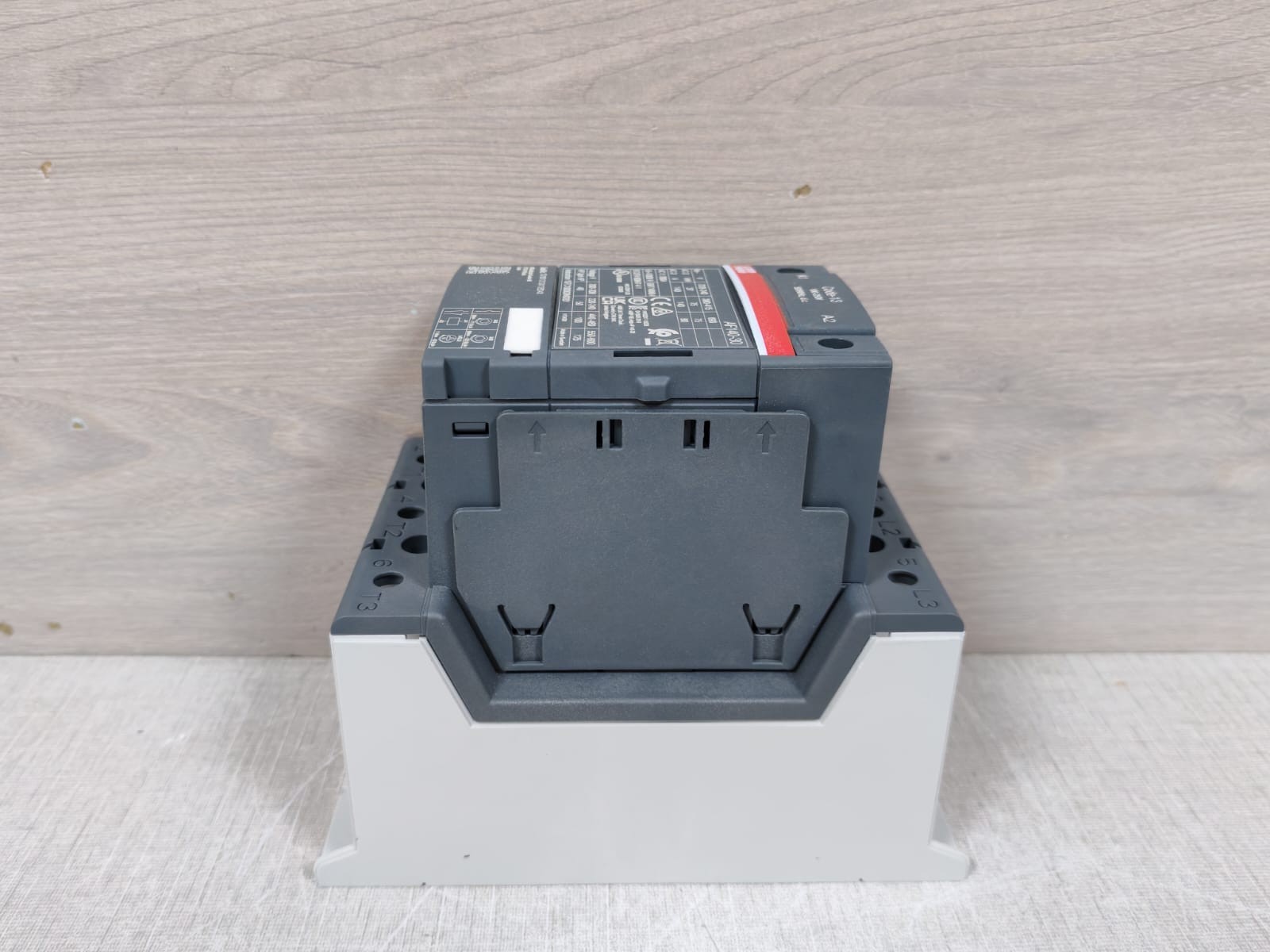 ABB AF140-30/AF130-30-00B-13 ABB AF140-30/AF130-30-00B-13 Contactor 1SFL447002R1300 5