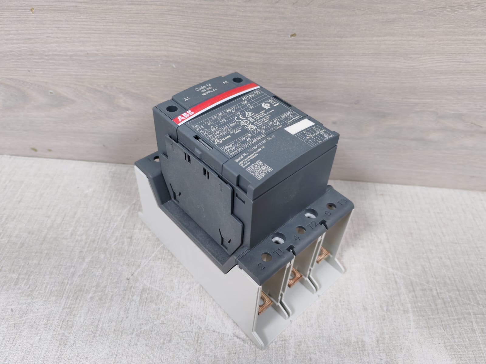 ABB AF140-30/AF130-30-00B-13 ABB AF140-30/AF130-30-00B-13 Contactor 1SFL447002R1300 10