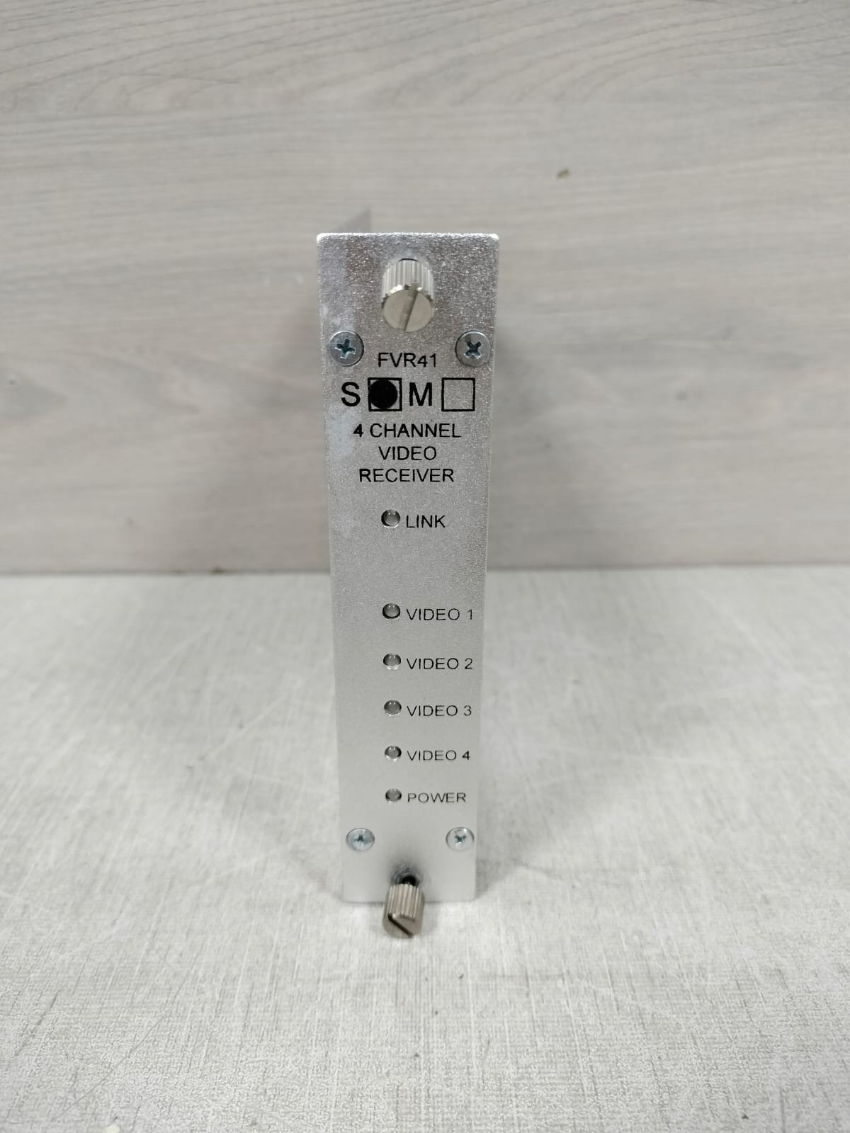 COMNET COMMUNICATION NETWORKS FVR41 COMNET COMMUNICATION NETWORKS FVR41 4 CHANNEL VIDEO RECIEVER 2
