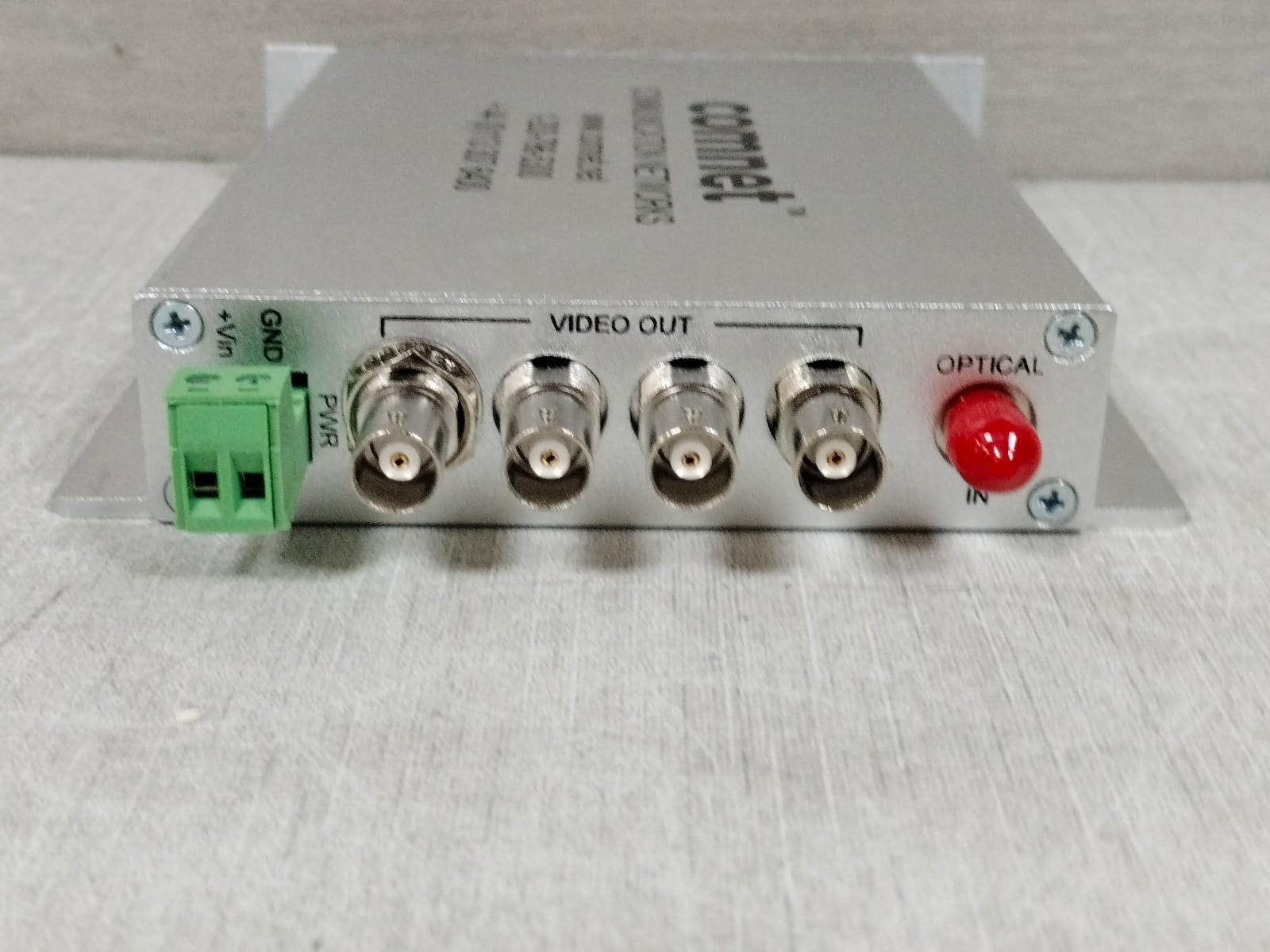 COMNET COMMUNICATION NETWORKS FVR41 COMNET COMMUNICATION NETWORKS FVR41 4 CHANNEL VIDEO RECIEVER 5