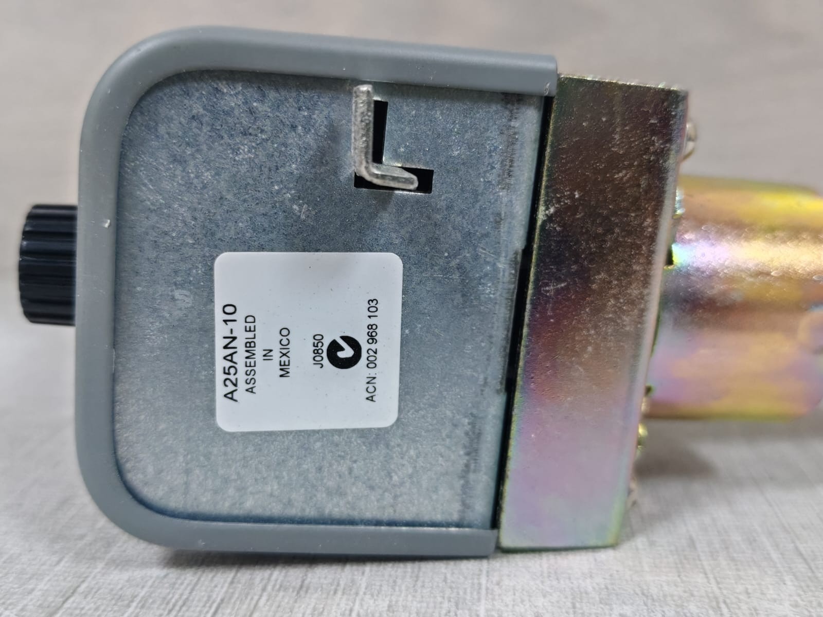 Johnson Controls A25AN10 Johnson Controls A25AN-10 Warm Air Limit Control with Manual Reset 7