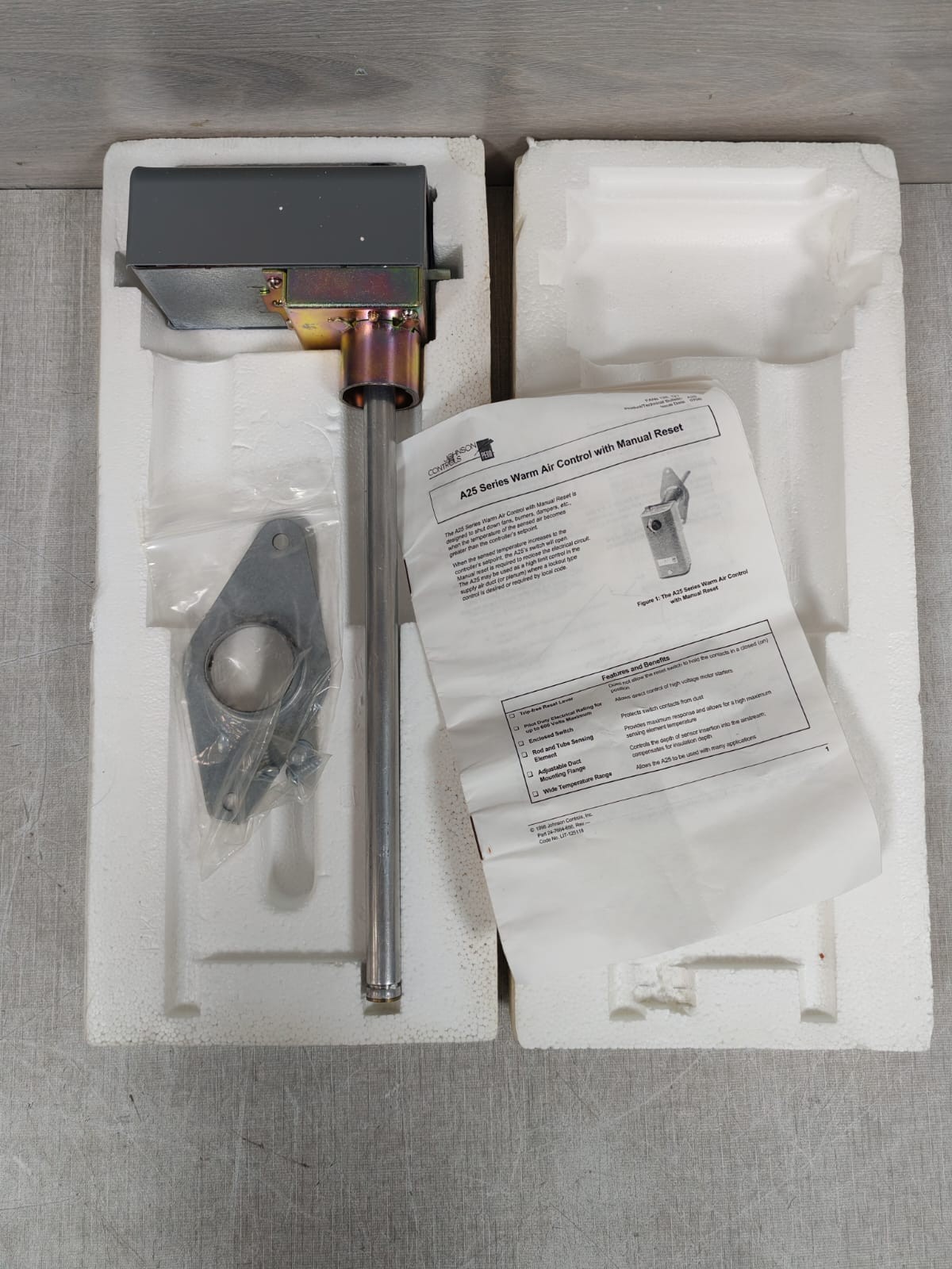 Johnson Controls A25AN-10 Warm Air Limit Control with Manual Reset
