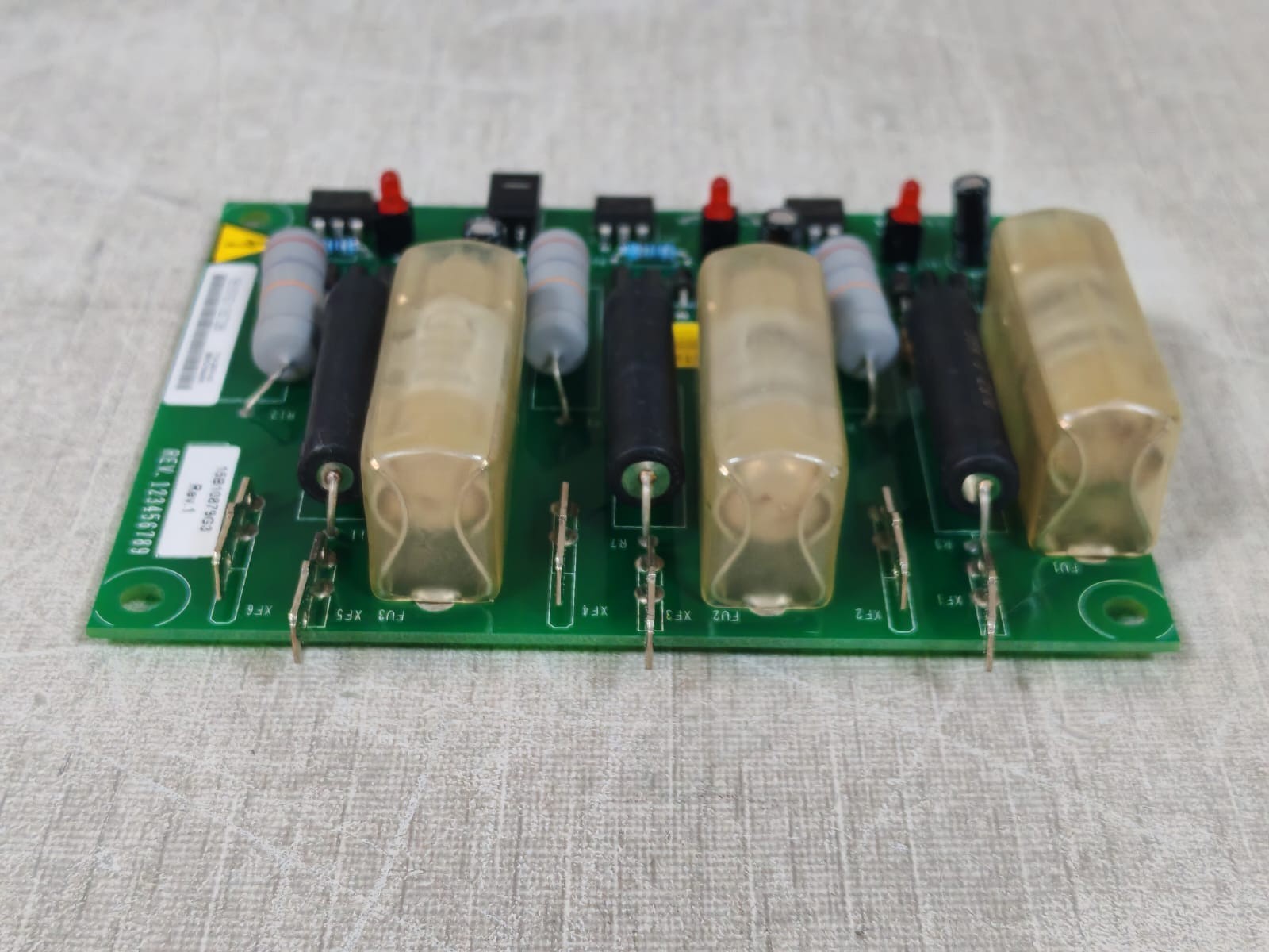 Emerson 15B10879G3 / 15H50567 REV.A EMERSON 15B10879G3 / 15H50567 REV.A CIRCUIT BOX- W/O ORIG.BOX 9