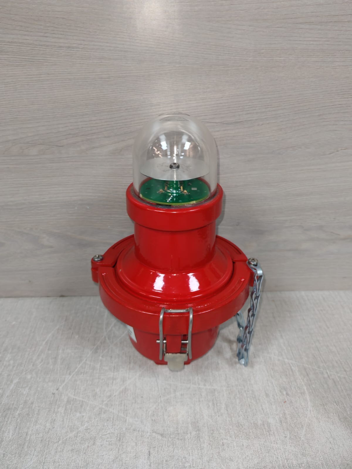 Hughey & Phillips 45-1001-001 FAA Type L-810ork Hughey & Phillips 45-1001-001 FAA Type L-810 Led Obstruction Light 4