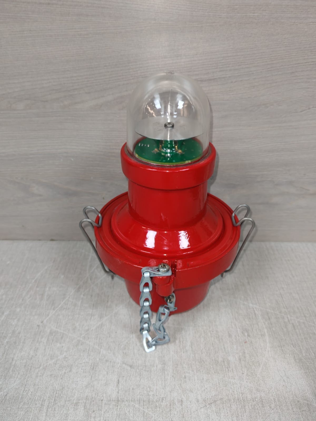 Hughey & Phillips 45-1001-001 FAA Type L-810ork Hughey & Phillips 45-1001-001 FAA Type L-810 Led Obstruction Light 5