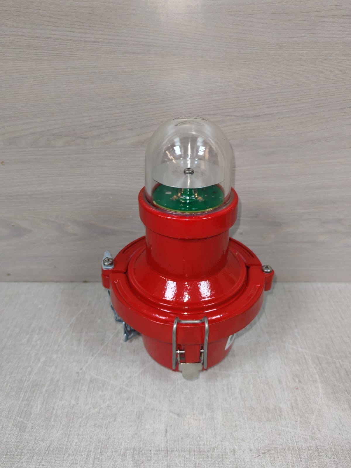 Hughey & Phillips 45-1001-001 FAA Type L-810ork Hughey & Phillips 45-1001-001 FAA Type L-810 Led Obstruction Light 6