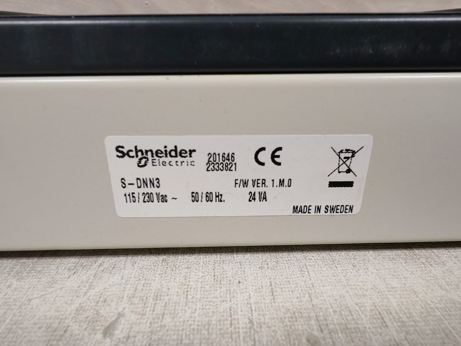 Schneider Electric DNN3 / S-DNN3 115 Schneider Electric Satchwell Sigma DNN3 / S-DNN3 115 / 230 VAC - 50/60 Hz 4