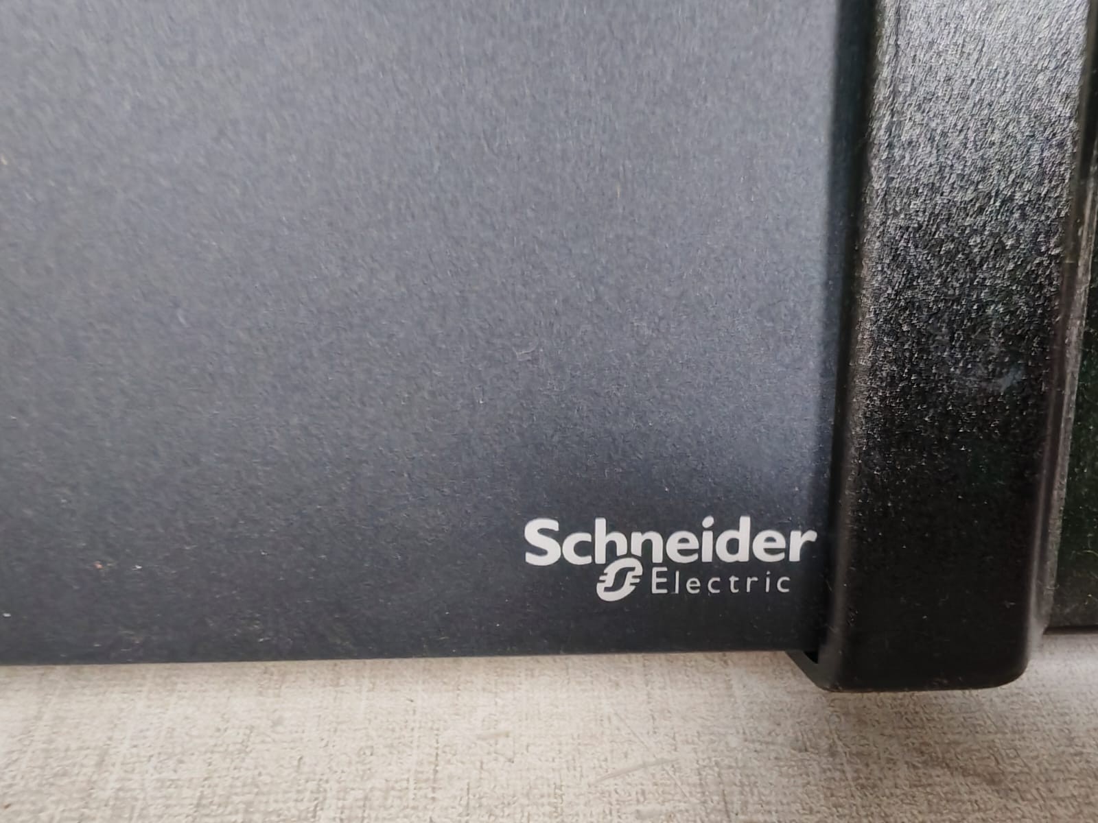 Schneider Electric DNN3 / S-DNN3 115 Schneider Electric Satchwell Sigma DNN3 / S-DNN3 115 / 230 VAC - 50/60 Hz 6