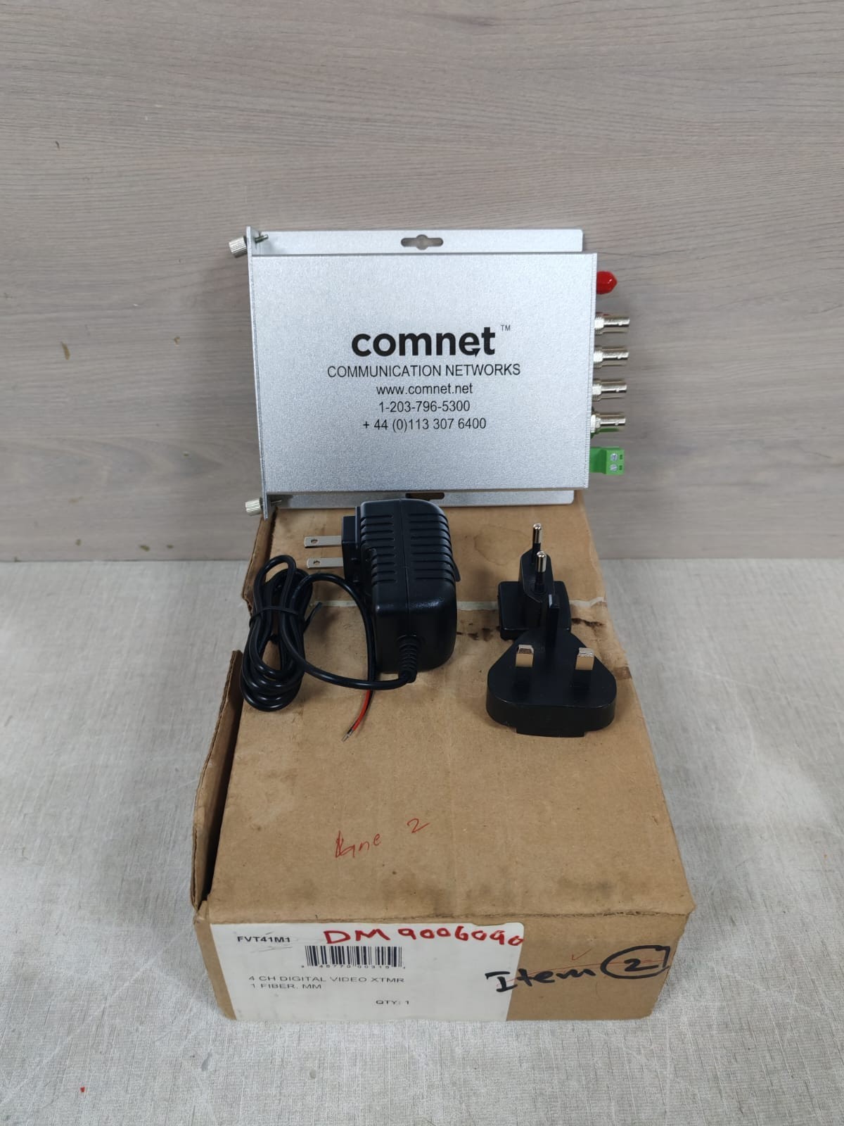 Comnet Communication Networks FVT41/FVT41M1 Comnet Communication Networks FVT41/FVT41M1 4-Channel Video Transmitter 2