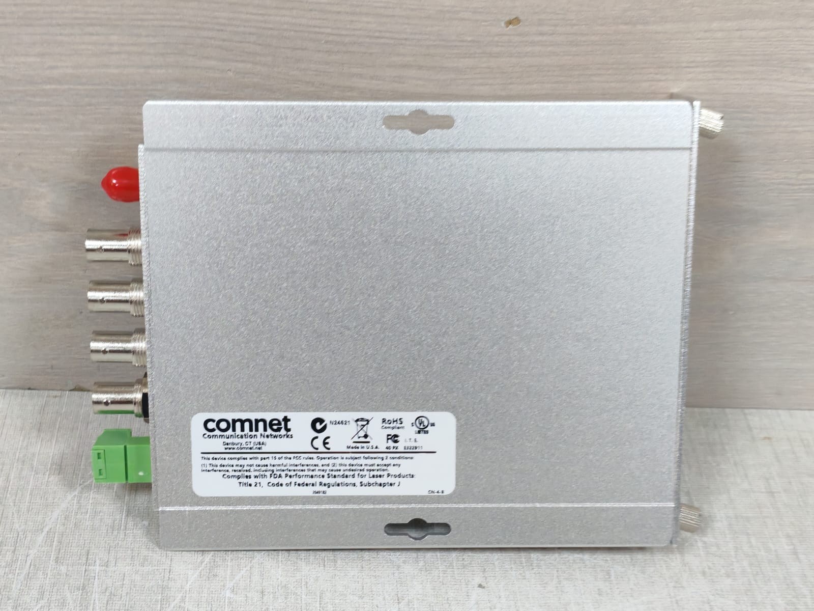 Comnet Communication Networks FVT41/FVT41M1 Comnet Communication Networks FVT41/FVT41M1 4-Channel Video Transmitter 7