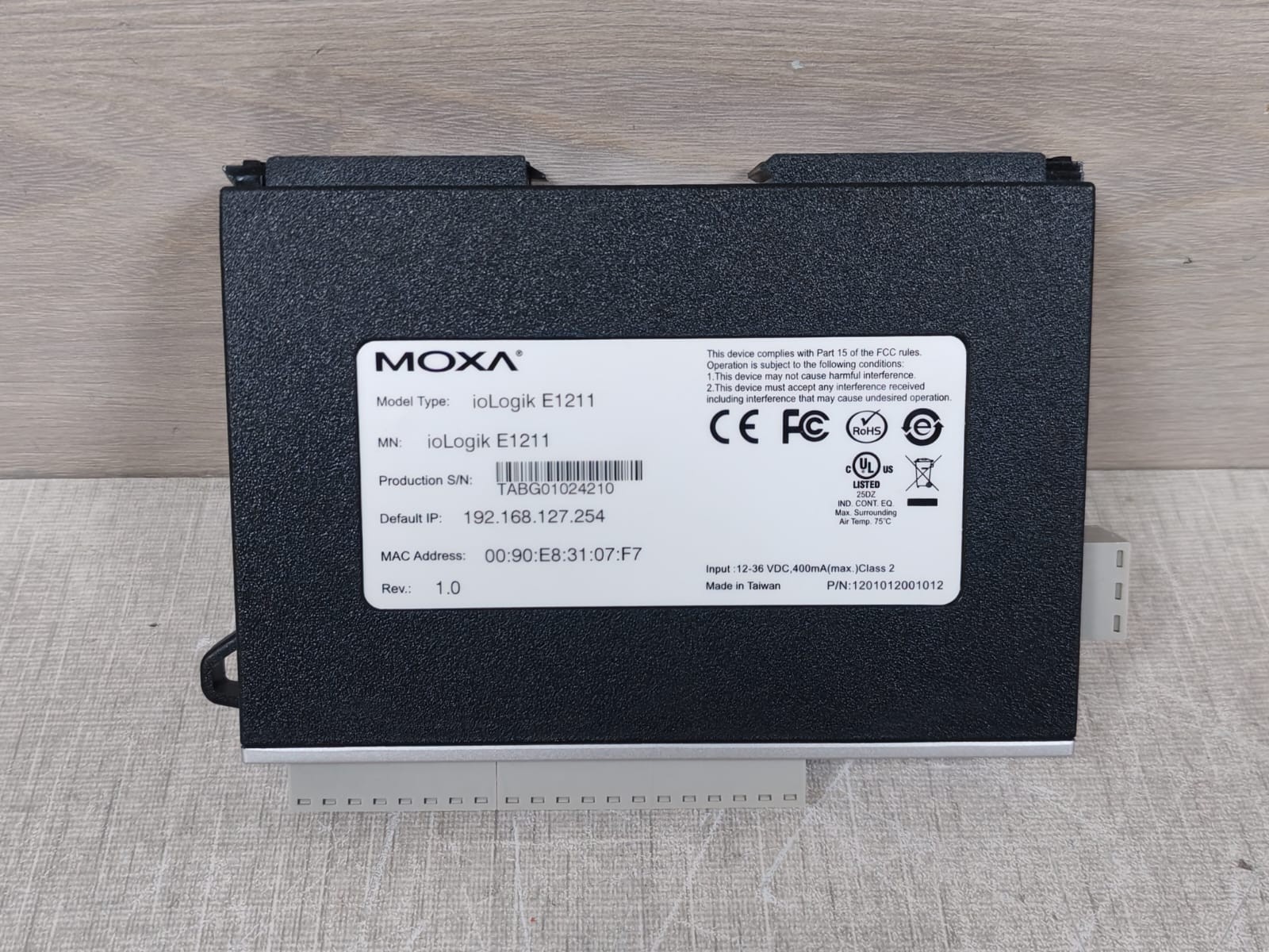 Moxa ioLogik E1211 V1.0 Moxa ioLogik E1211 V1.0 Ethernet Module 8