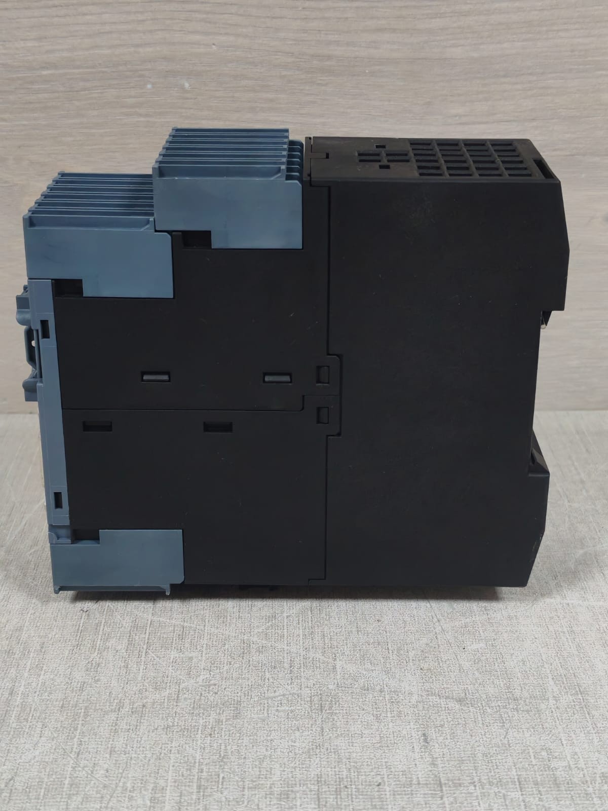 Siemens 3UF7010-1AU00-0 SIEMENS 3UF7010-1AU00-0 SIMOCODE PRO V 9
