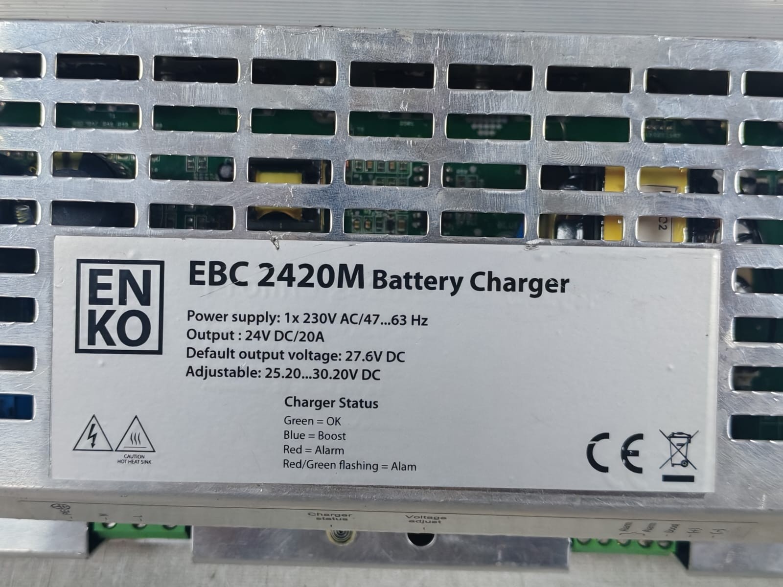 ENKO EBC 2420M ENKO EBC 2420M Battery Charger 1X230V AC/47..63Hz 2