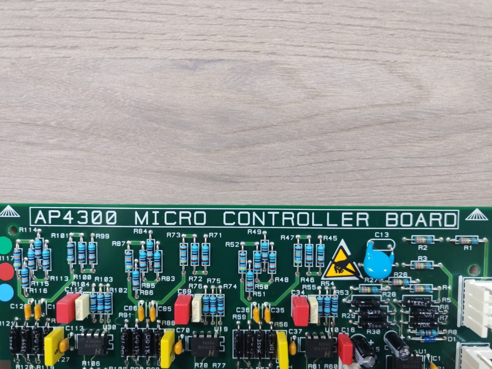 FISHER ROSEMOUNT 75377202 REV 2/110 FISHER ROSEMOUNT 75377202 REV 2/110 AP4300 MICRO CONTROLLER BOARD 4