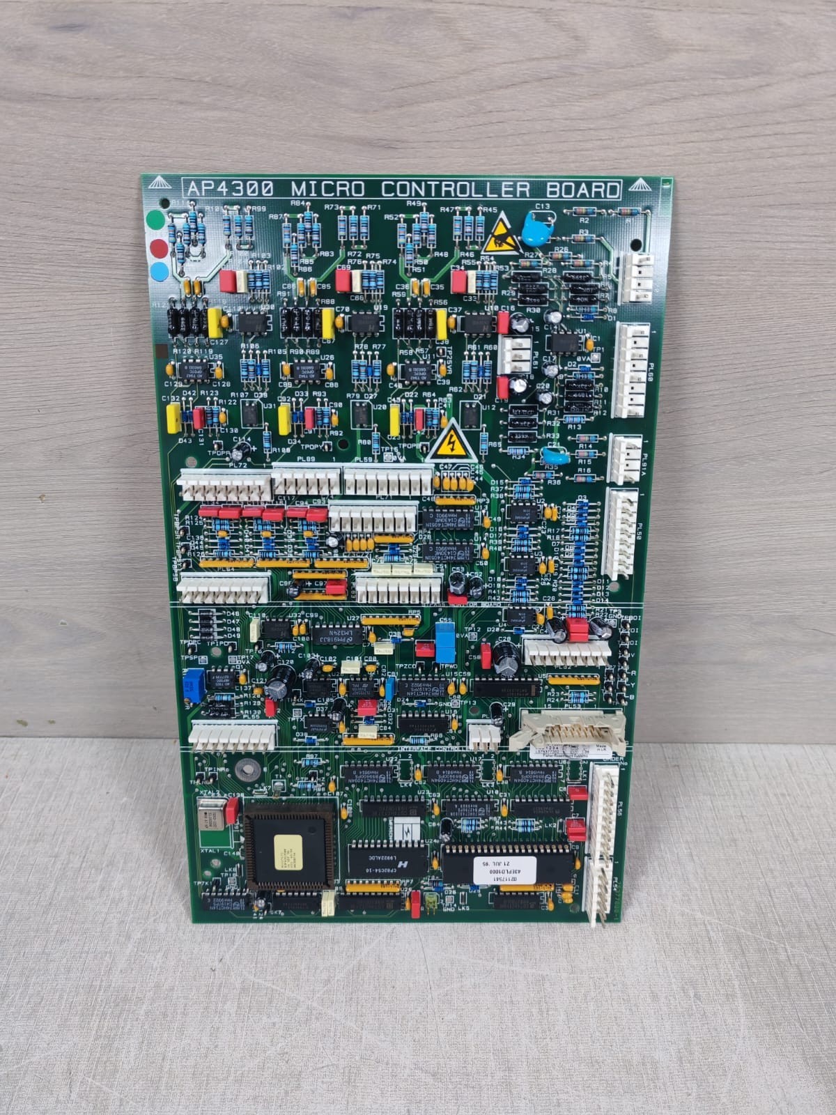 FISHER ROSEMOUNT 75377202 REV 2/110 AP4300 MICRO CONTROLLER BOARD