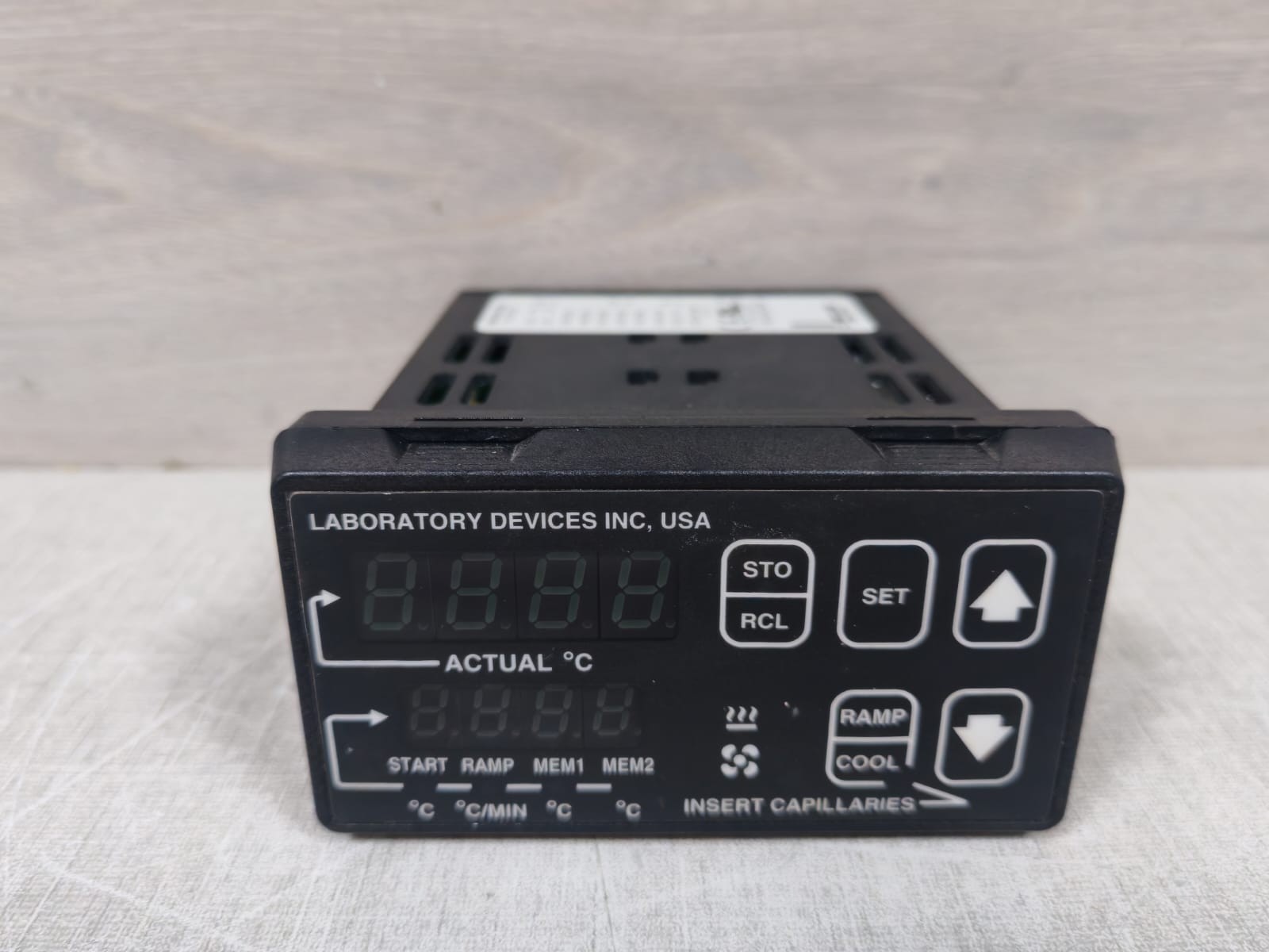 Watlow 989S-20KB-CADD Watlow 989S-20KB-CADD Temperature Process Controller 2