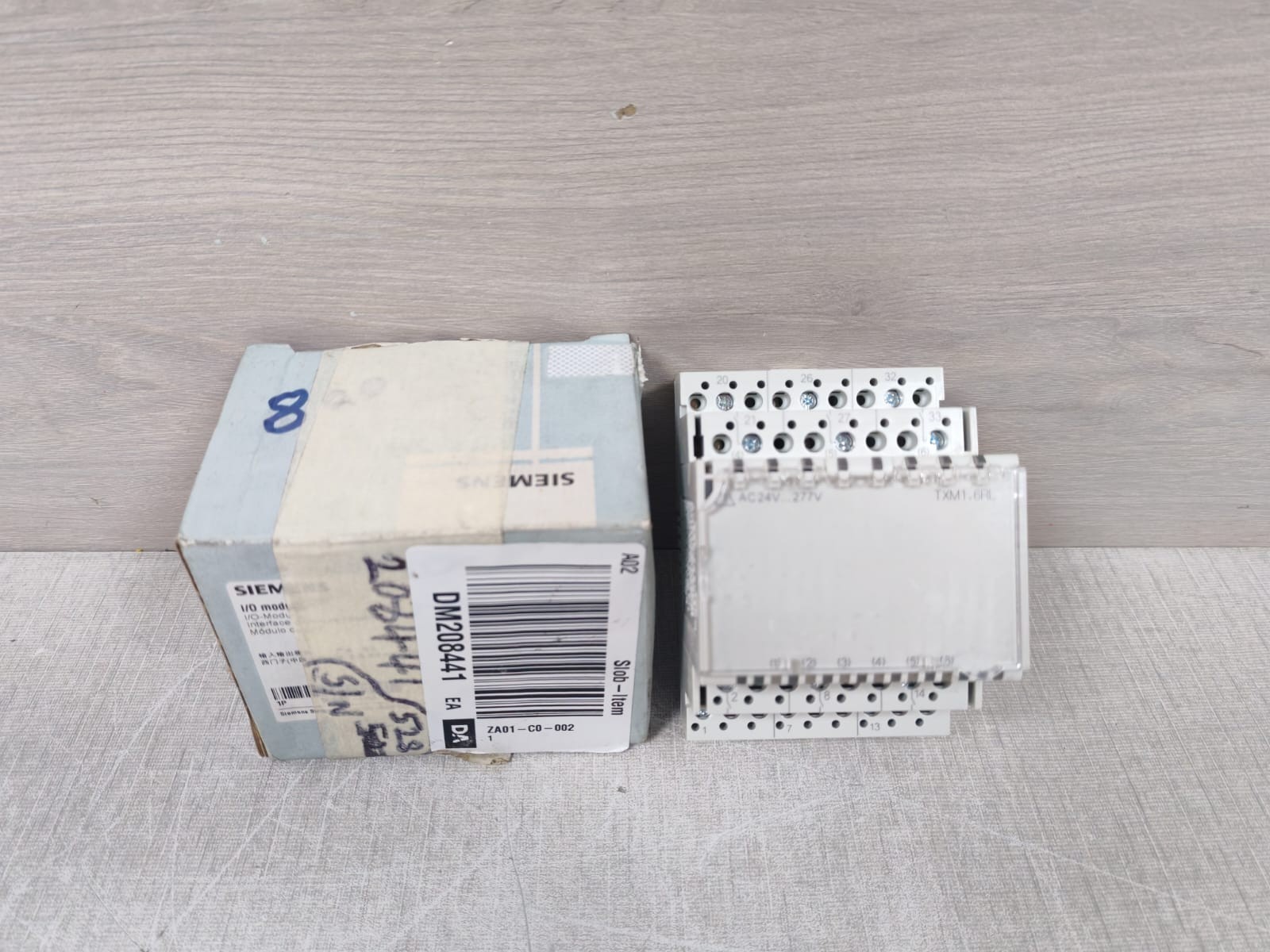 Siemens TXM1.6RL Relay Output Module