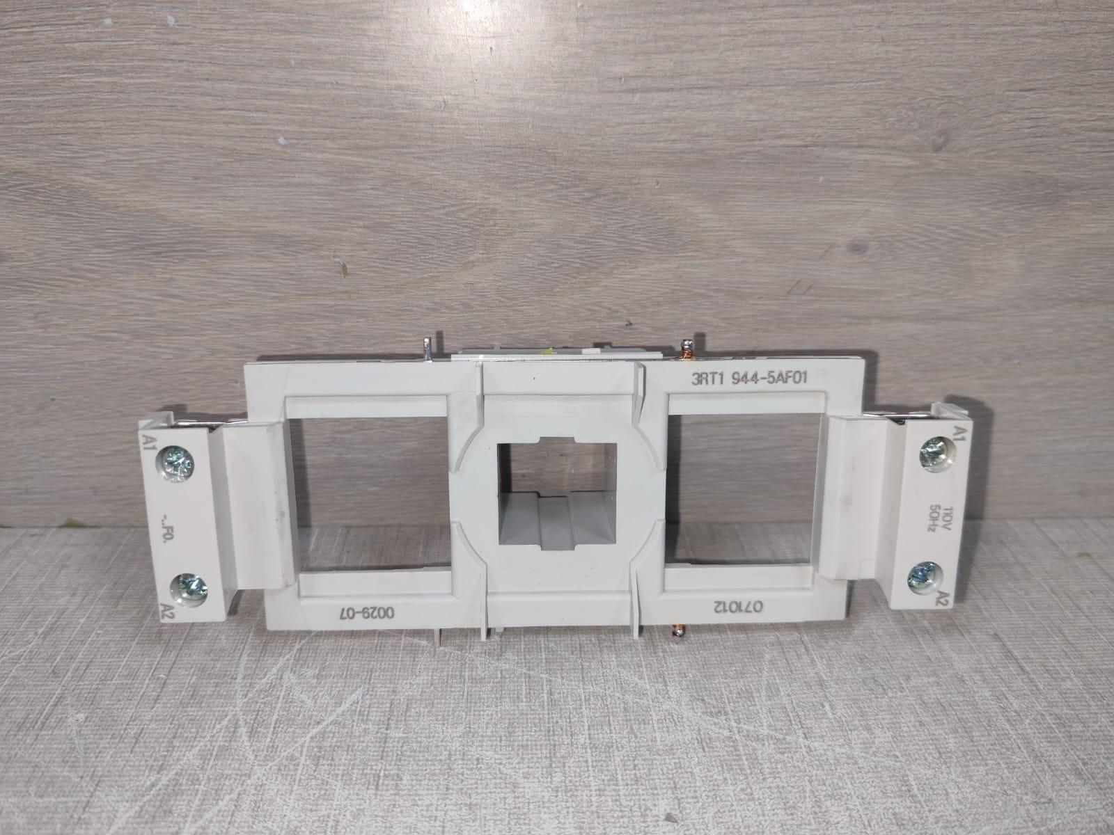 Siemens 3RT1944-5AF01 Siemens 3RT1944-5AF01 Coil For Contactor 6