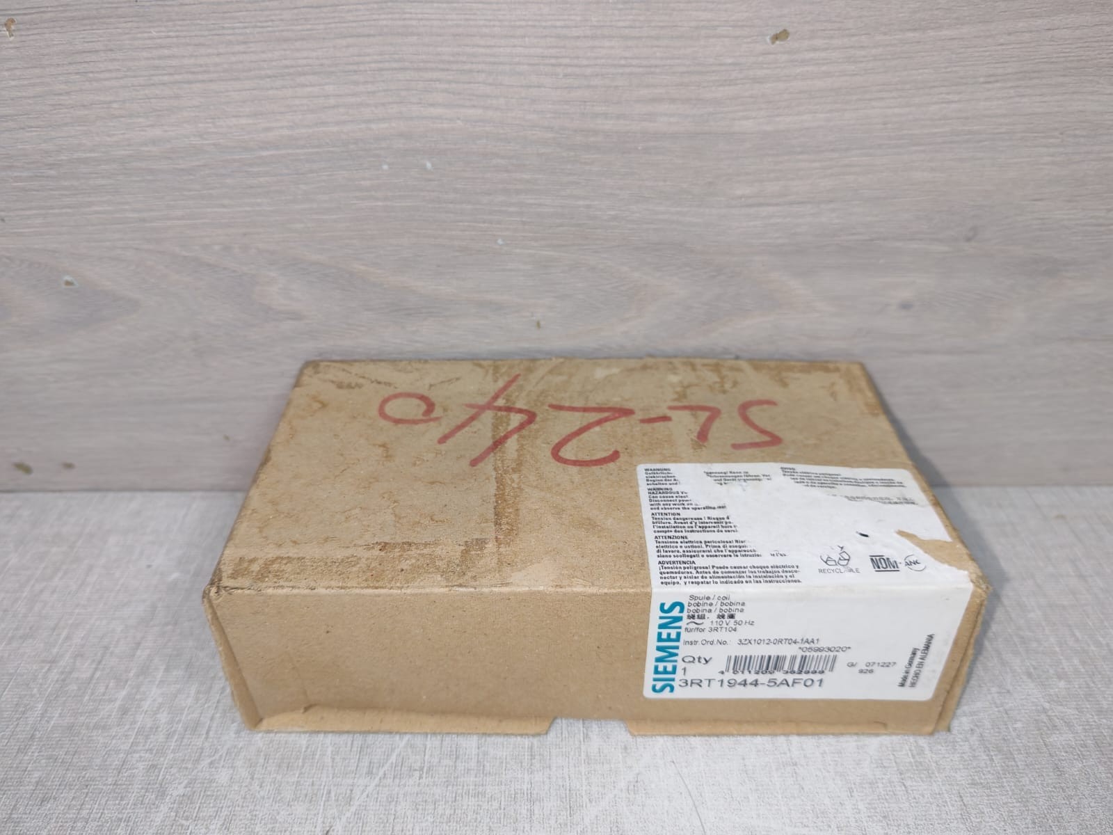 Siemens 3RT1944-5AF01 Siemens 3RT1944-5AF01 Coil For Contactor 10
