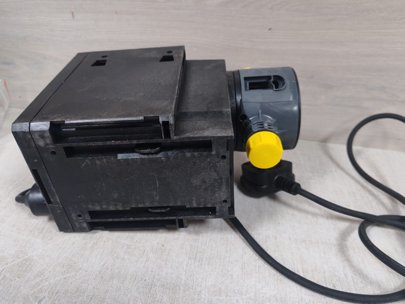 GRUNDFOS DDE 6-10 B-PVC/E/C-X-31 001GG GRUNDFOS DDE 6-10 B-PVC/E/C-X-31 001GG Dosing Pump 5