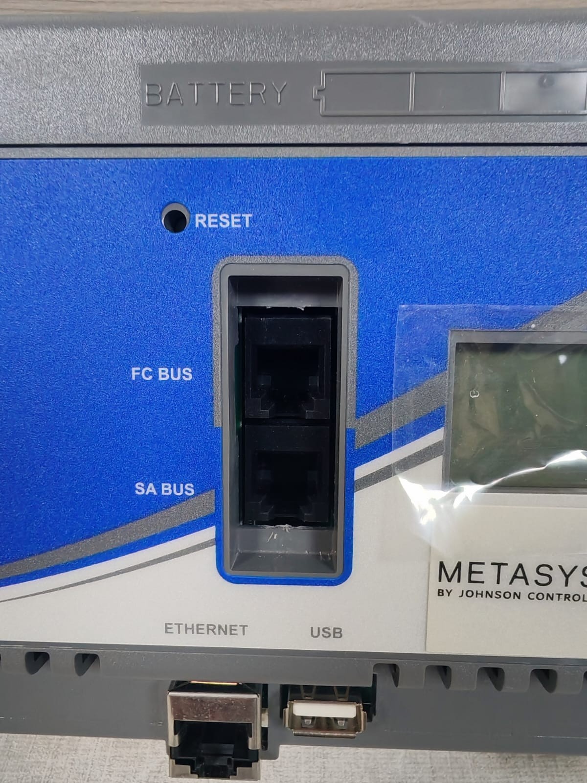 Johnson Controls NCE MS-NCE2566-0 JOHNSON CONTROLS NCE MS-NCE2566-0 METASYS NETWORK CONTROL ENGINE-W/ FILTHY BOX 5