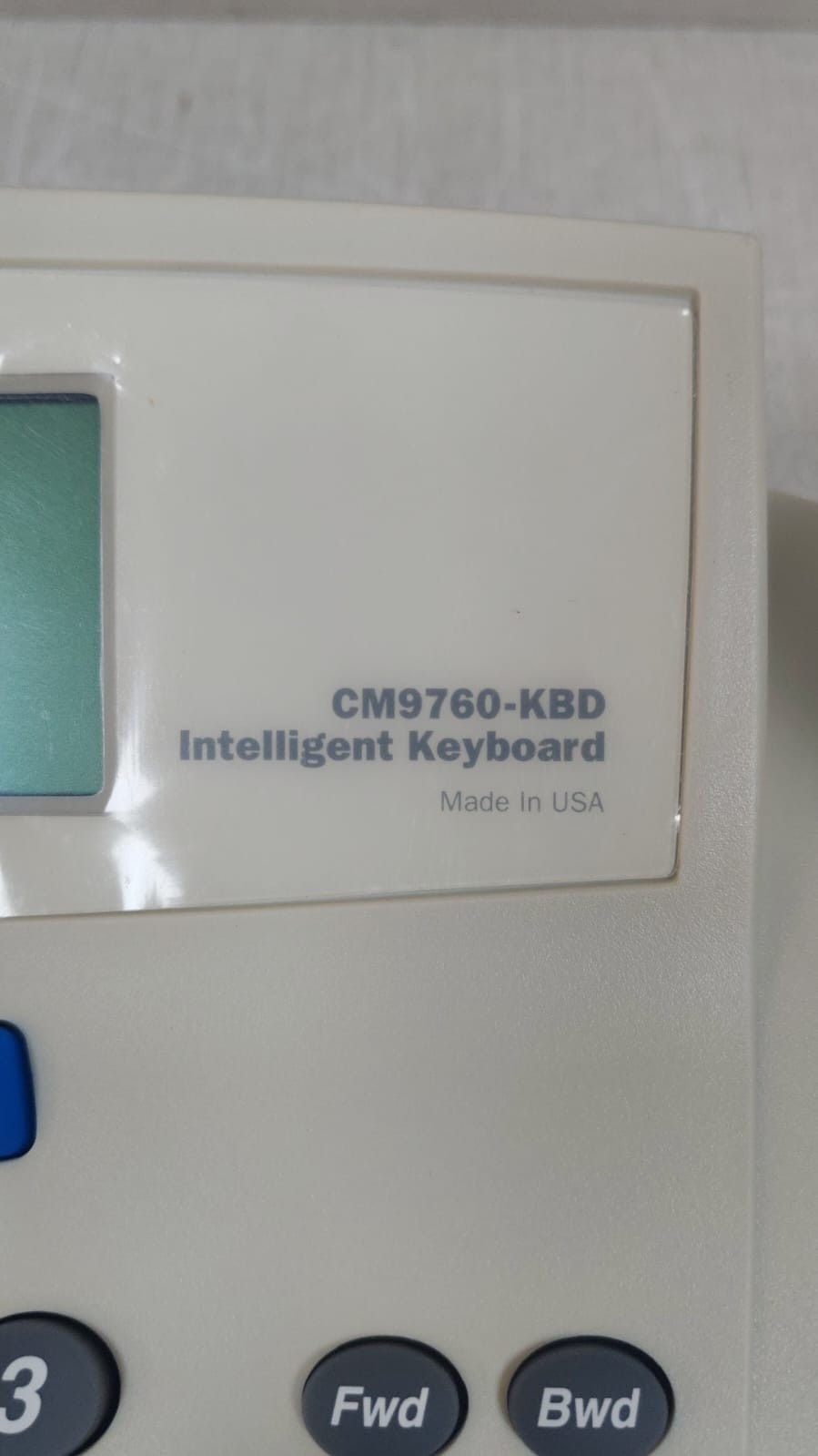 PELCO BY SCHNEIDER ELECTRIC CM9760-KBD-UK REV.A5 PELCO BY SCHNEIDER ELECTRIC CM9760-KBD-UK REV.A5 INTELLIGENT KEYBOARD 4