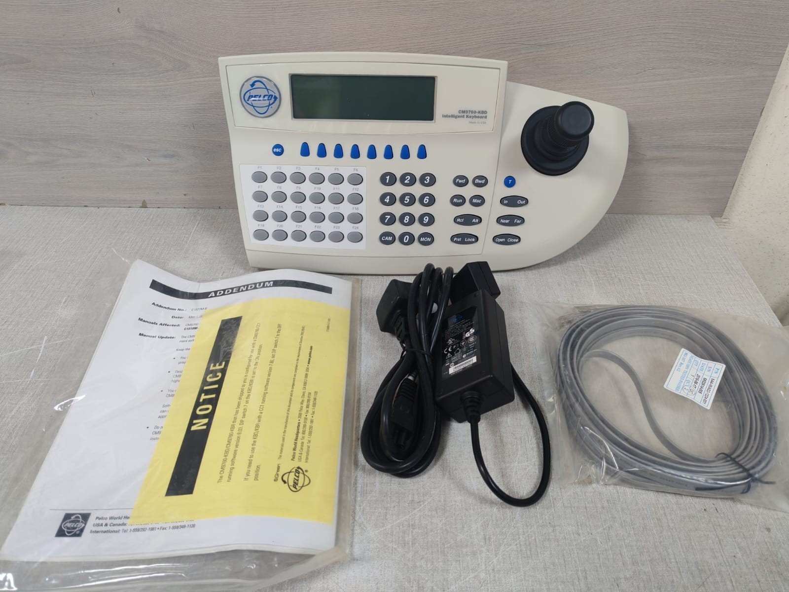 PELCO BY SCHNEIDER ELECTRIC CM9760-KBD-UK REV.A5 INTELLIGENT KEYBOARD