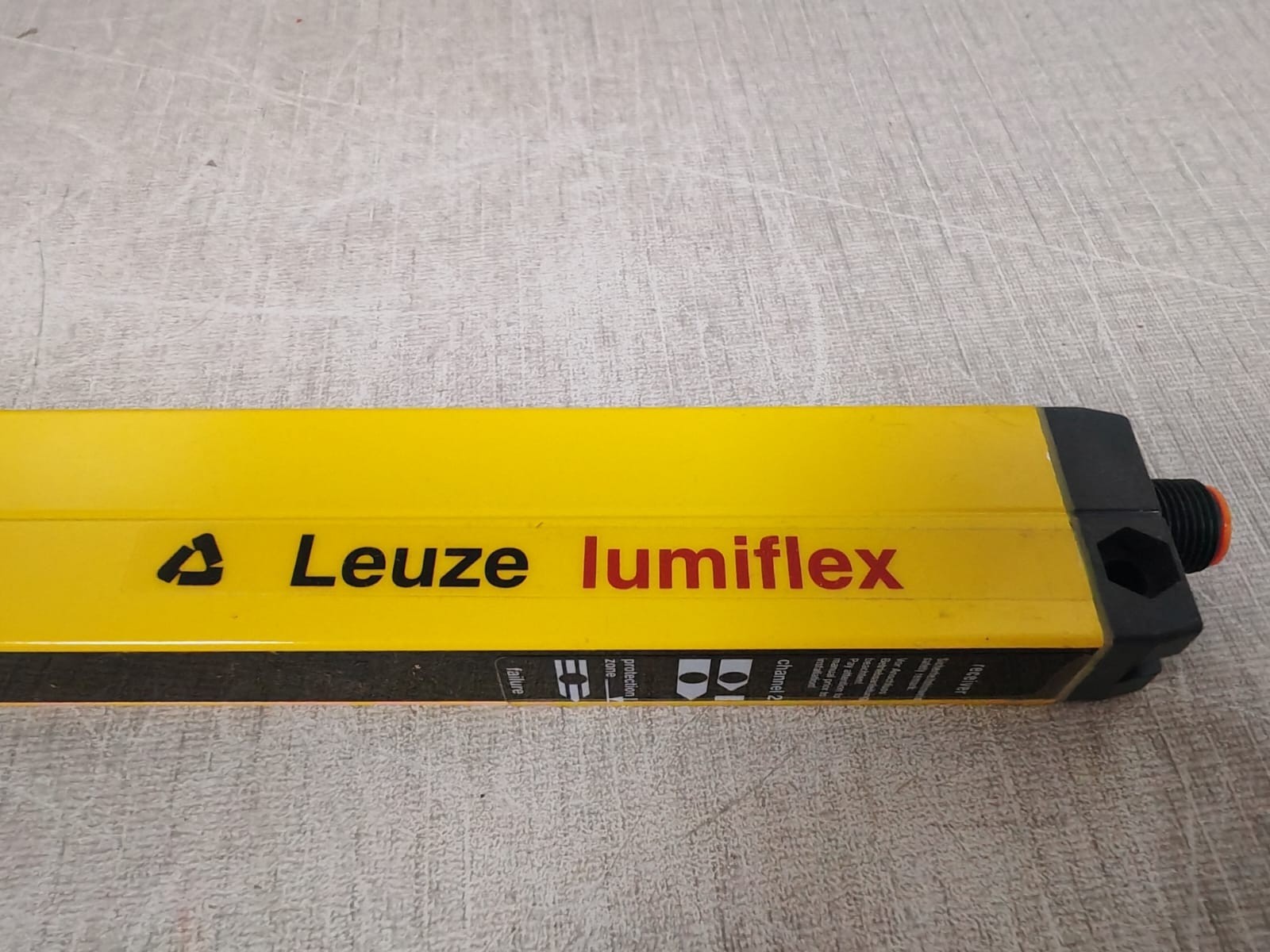 LEUZE 624306 LEUZE LUMIFLEX ER 30-600 624306 ECO Receiver 9