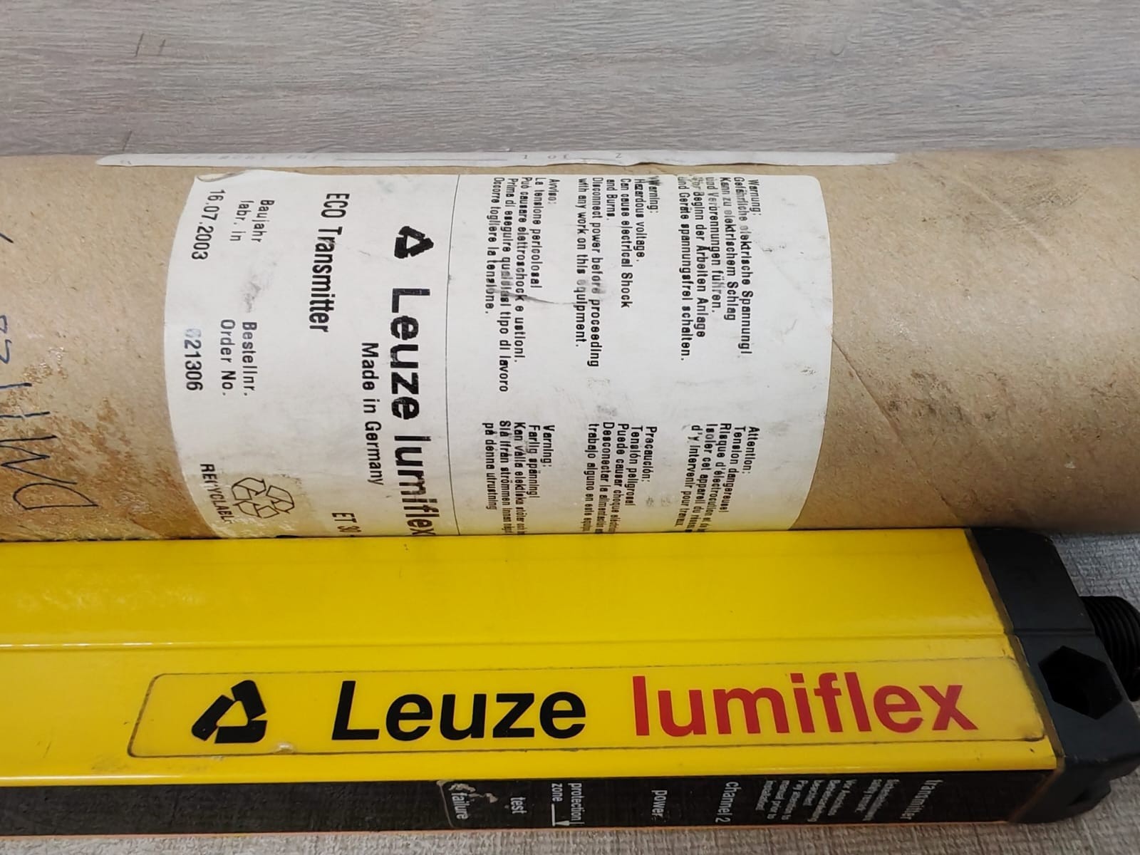 LEUZE 621306 LEUZE LUMIFLEX ET 30-600 621306 ECO Transmitter 9