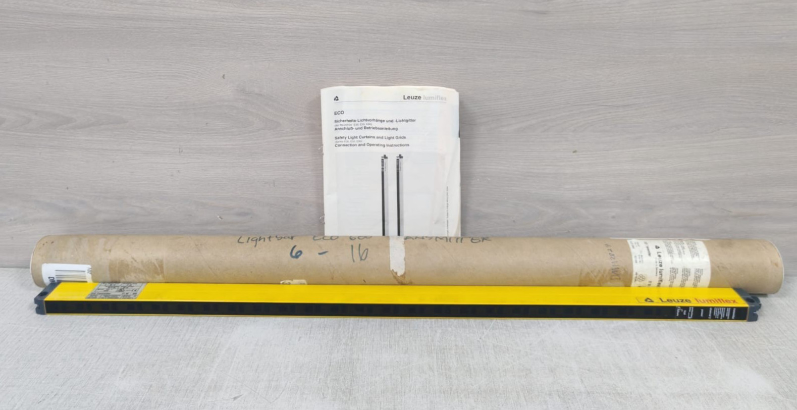 LEUZE LUMIFLEX ET 30-600 621306 ECO Transmitter