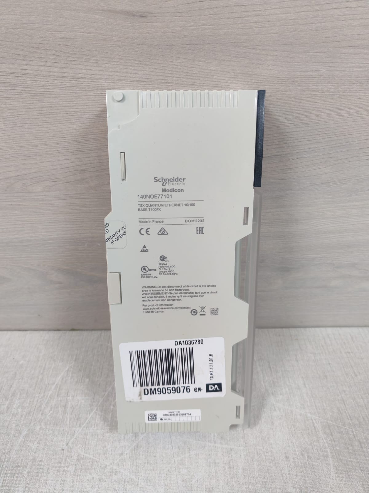 Schneider Electric 140NOE77101 Schneider Electric 140NOE77101 TSX Quantum Ethernet 10/100 Base T100FX 6