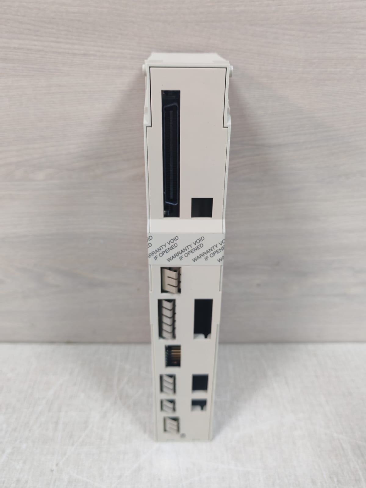 Schneider Electric 140NOE77101 Schneider Electric 140NOE77101 TSX Quantum Ethernet 10/100 Base T100FX 10