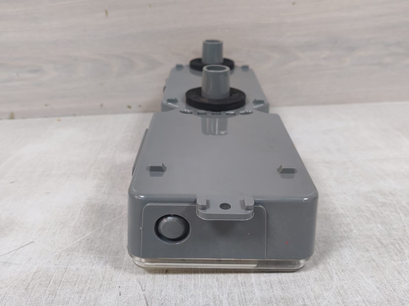 AIR PRODUCTS AND CONTROLS SL-2000-N Air Products And Controls SL-2000-N Ionization Duct Smoke Detector 9