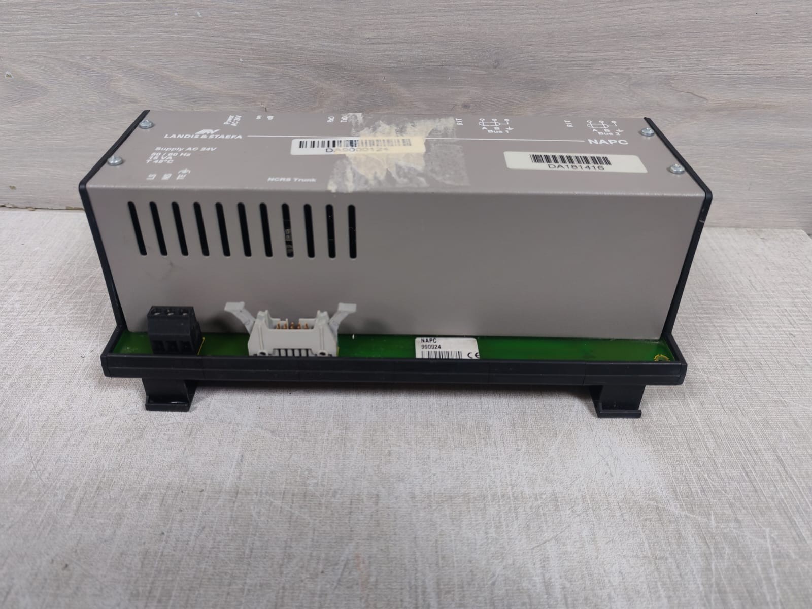 LANDIS & STAEFA NAPC 990924 LANDIS & STAEFA NAPC 990924 CONTROLLER AC24V 8