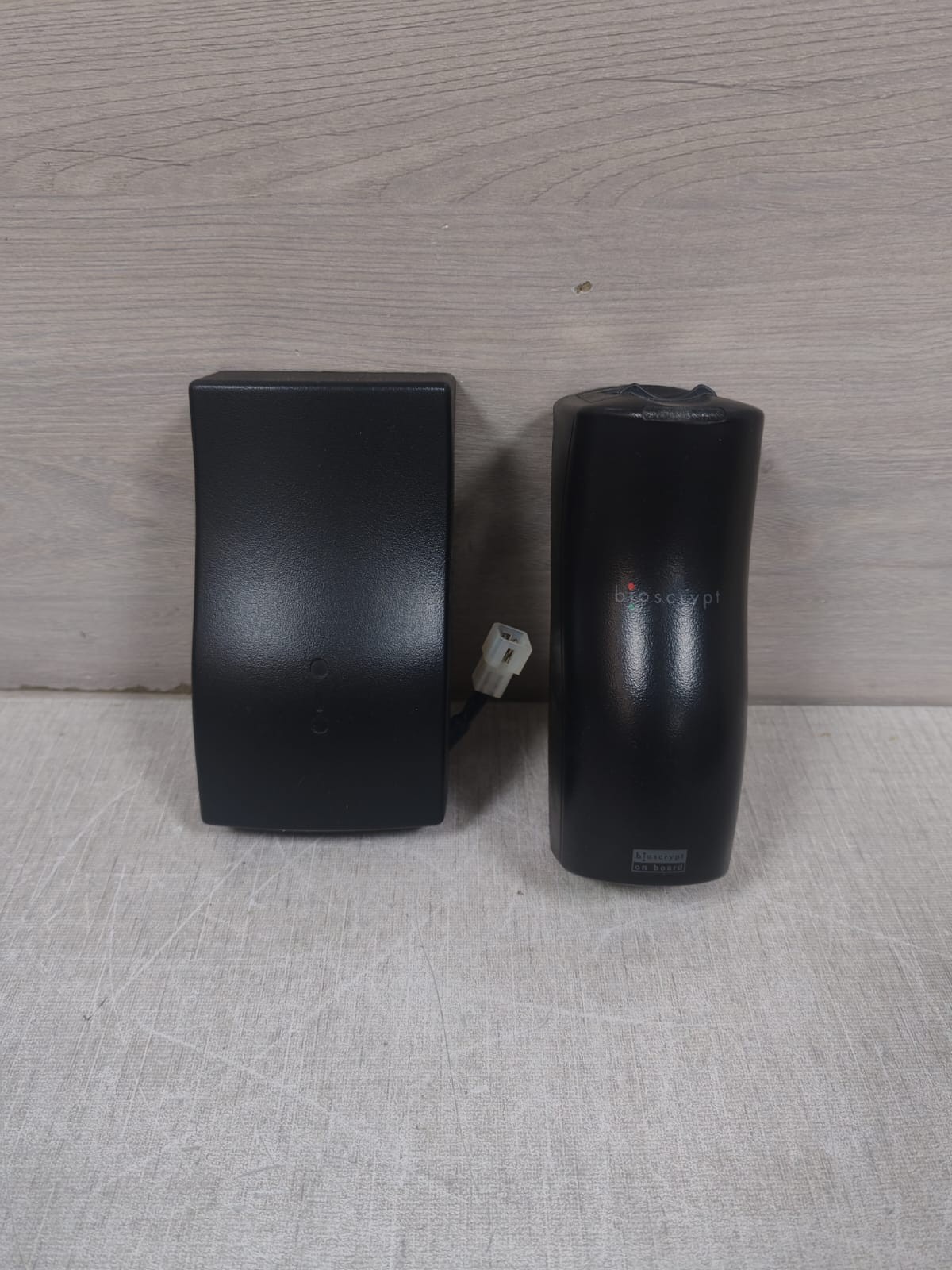 BIOSCRYPT 871-05422-13R /871-05412-11 BIOSCRYPT V-SMART A 871-05422-13R /871-05412-11 ACCESS CONTROL DEVICE 2