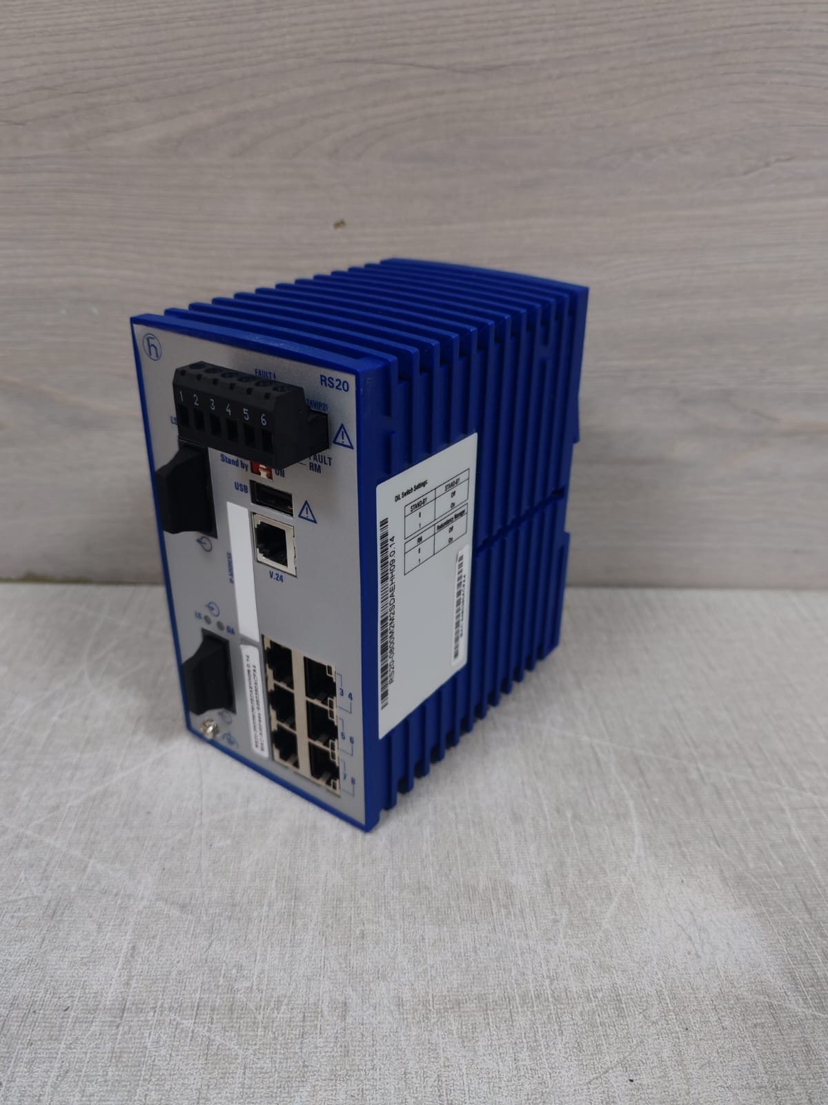 HIRSCHMANN RS20-0800M2MSDAEHH09.0.14 HIRSCHMANN RS20 / RS20-0800M2MSDAEHH09.0.14 RAIL SWITCH 4